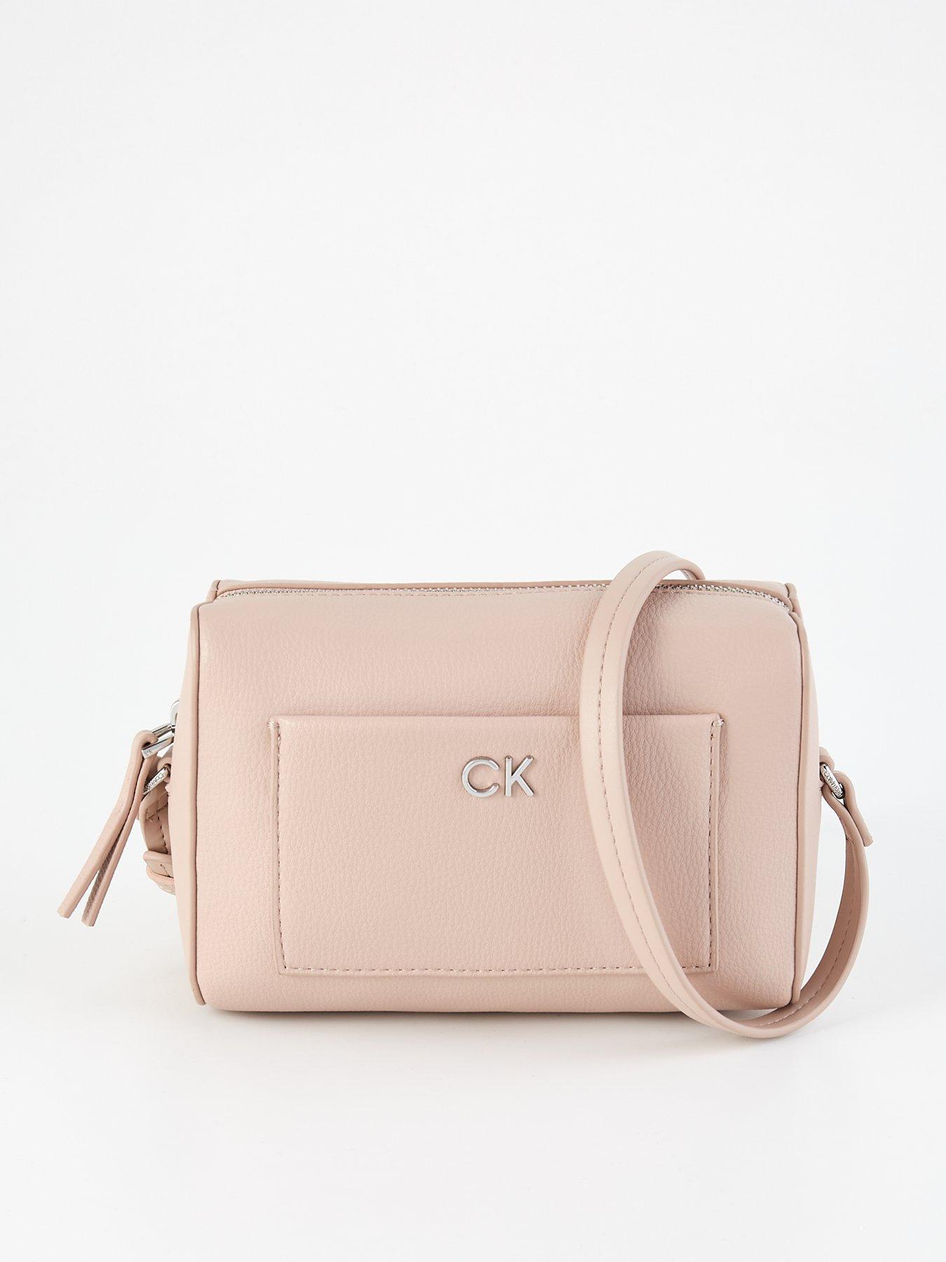 calvin-klein-ck-daily-camera-crossbody-beige