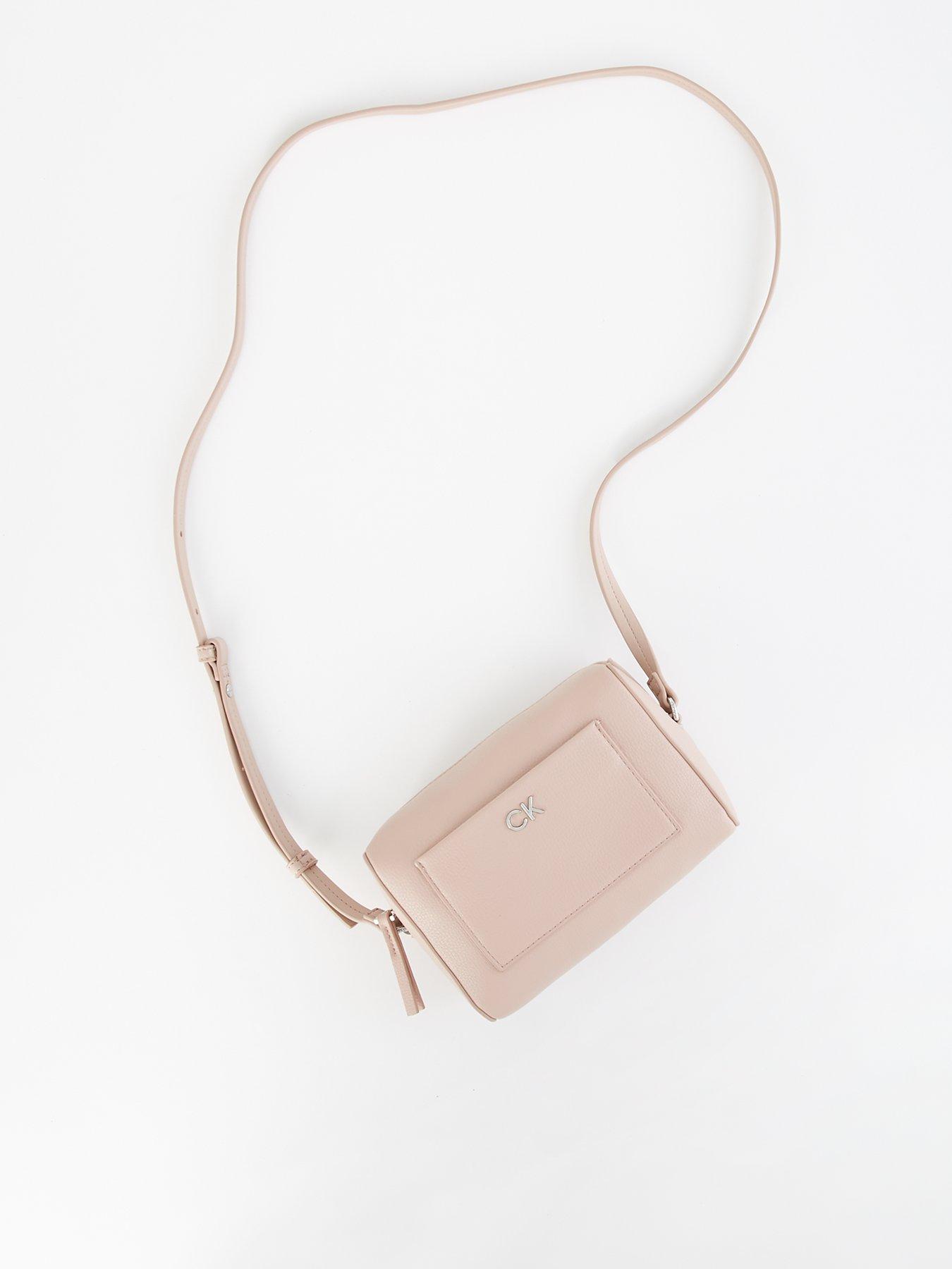 calvin-klein-ck-daily-camera-crossbody-beigeback