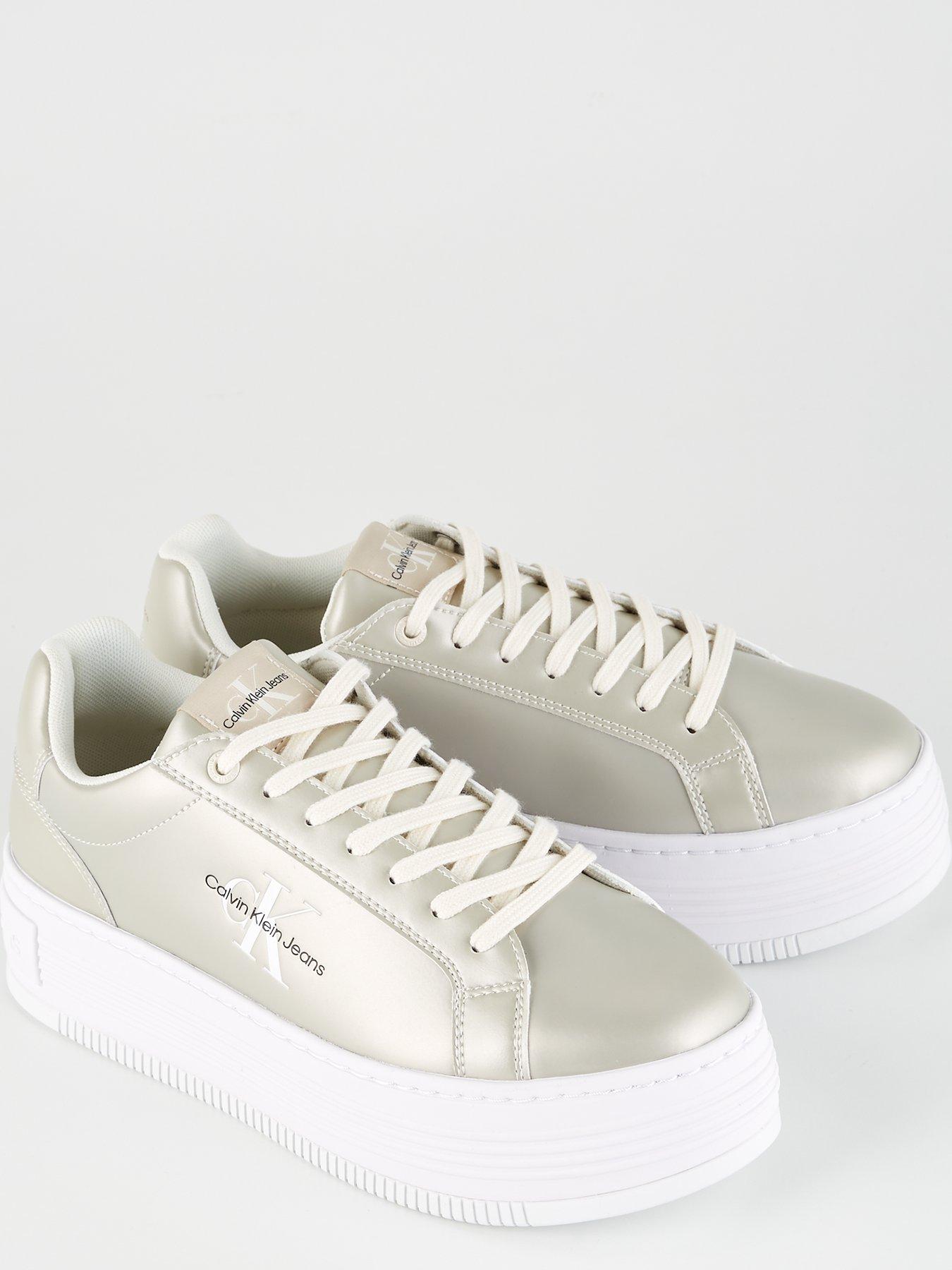 calvin-klein-jeans-bold-platform-leather-trainer-whitesilveroutfit