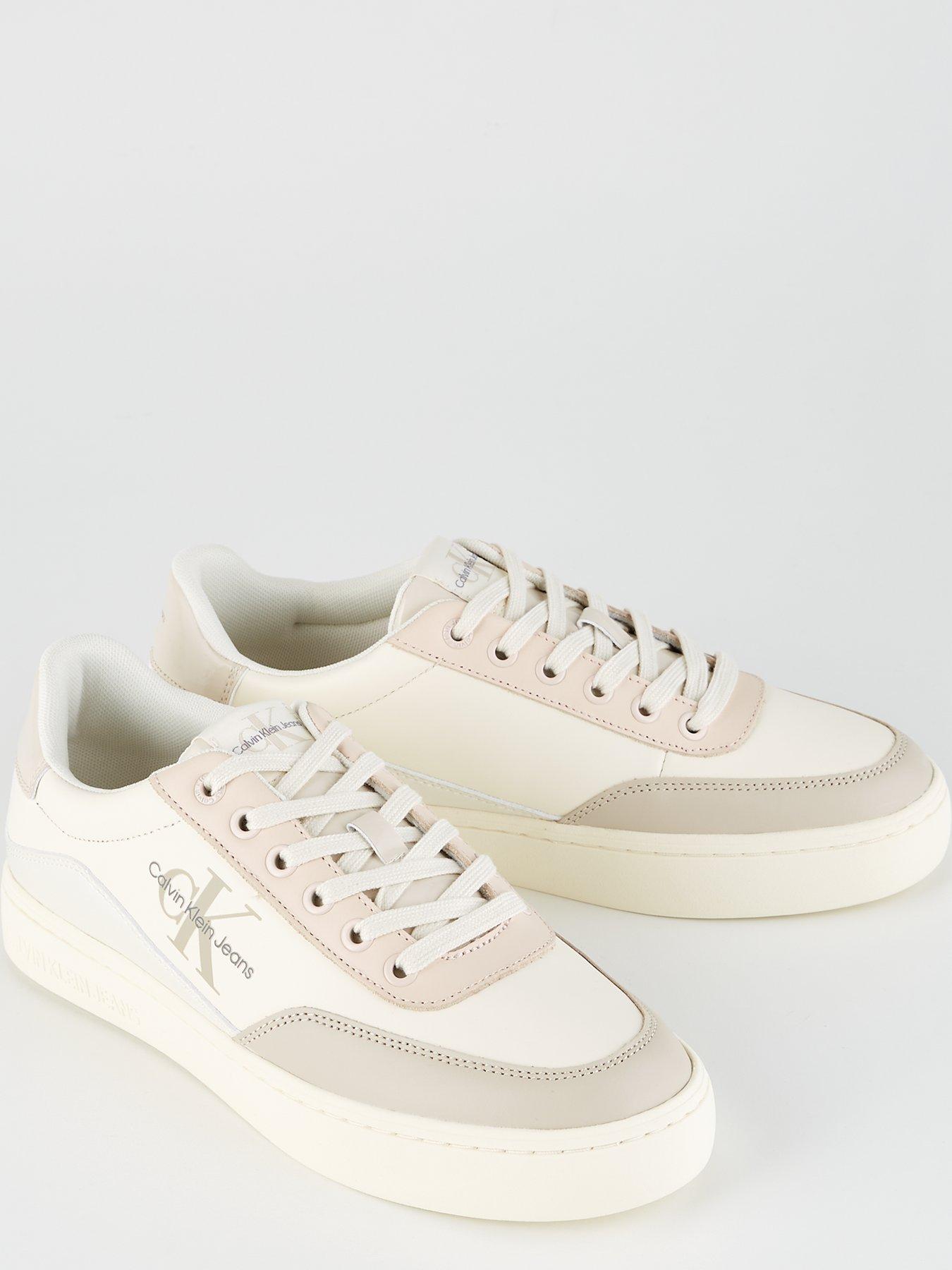 calvin-klein-jeans-cupsole-leather-mix-trainer-whiteoutfit