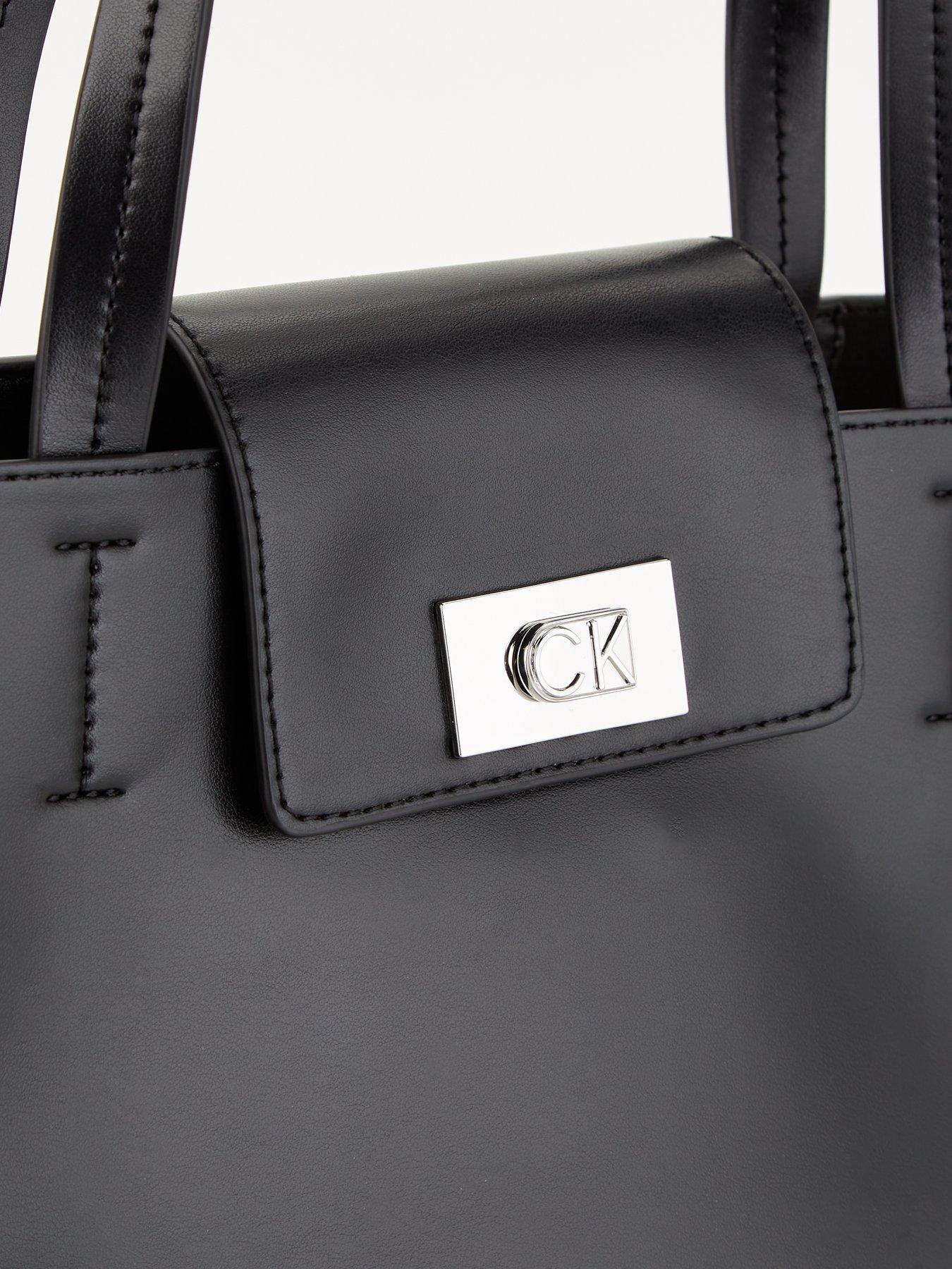 calvin-klein-ck-push-medium-shopper-blackoutfit