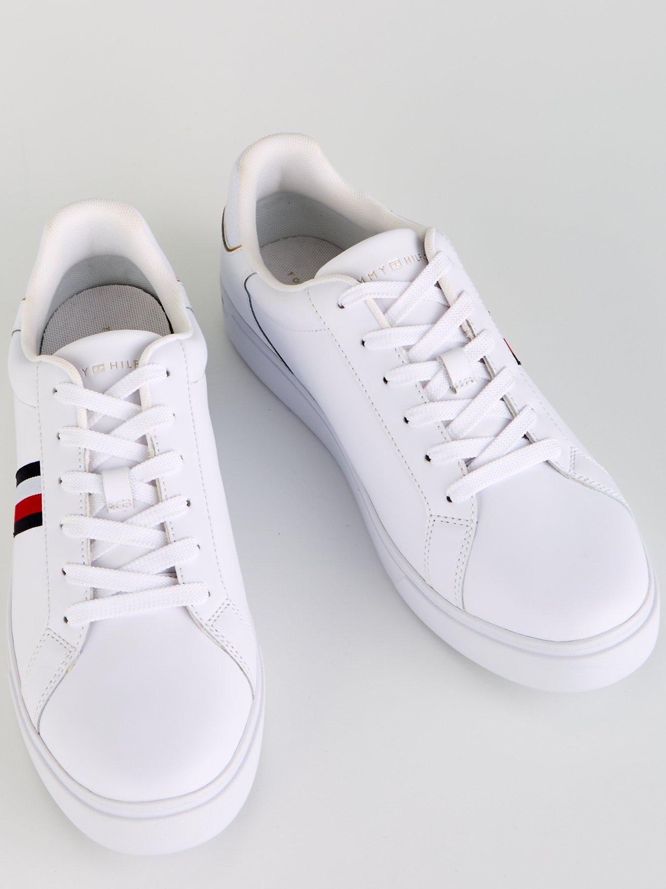 tommy-hilfiger-stripe-detail-court-trainer-whiteoutfit