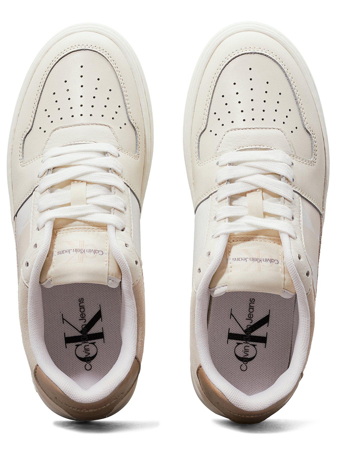 calvin-klein-jeans-classic-cupsole-trainer-white-creamoutfit