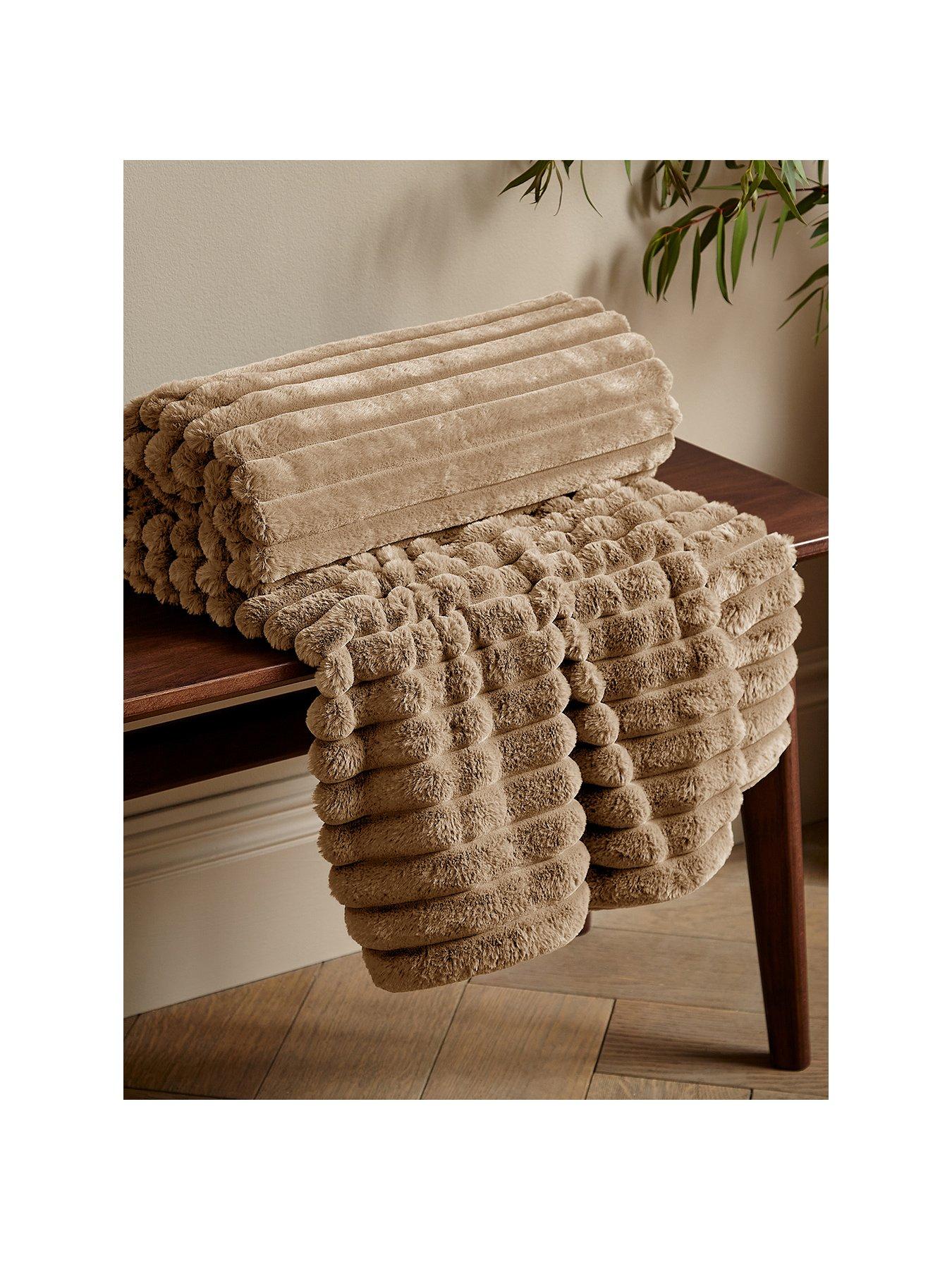 catherine-lansfield-cosy-ribbed-throw-rangestillFront