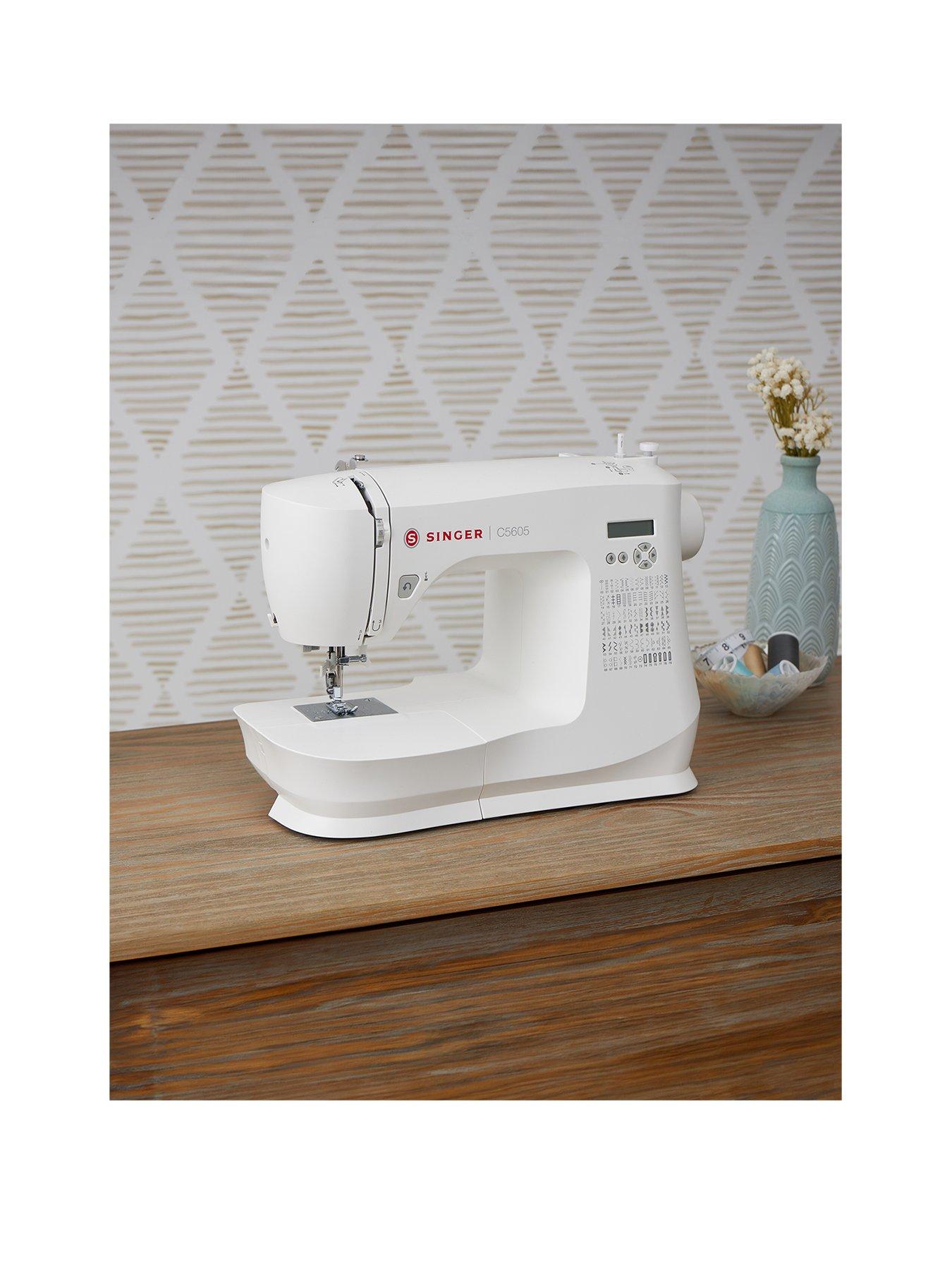 singer-computerised-c5605-sewing-machine