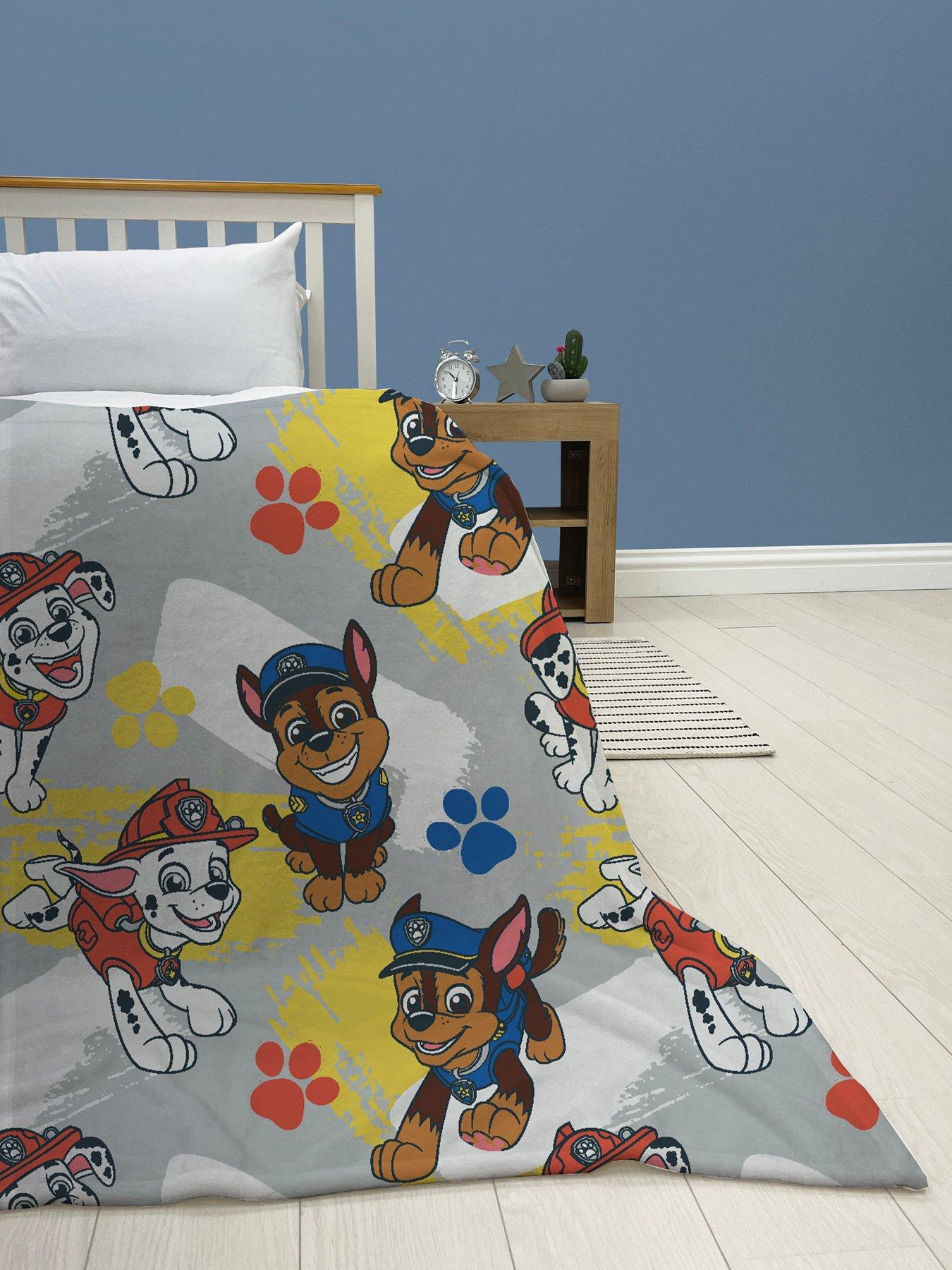 paw-patrol-splodge-fleece-blanket-multioutfit