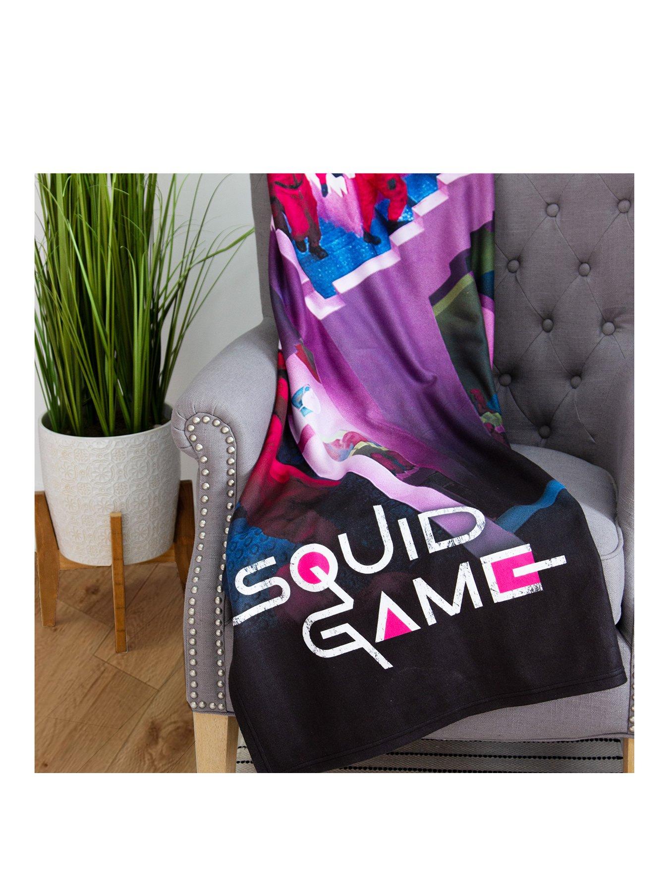 squid-games-stairway-panel-fleece-blanket-multistillFront