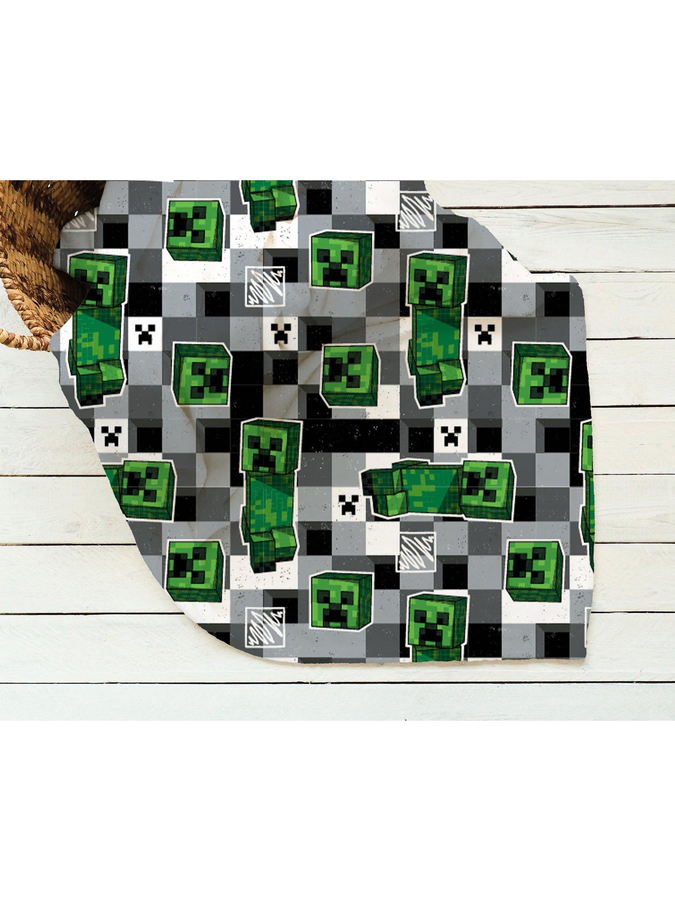 minecraft-scribble-fleece-blanket-multidetail