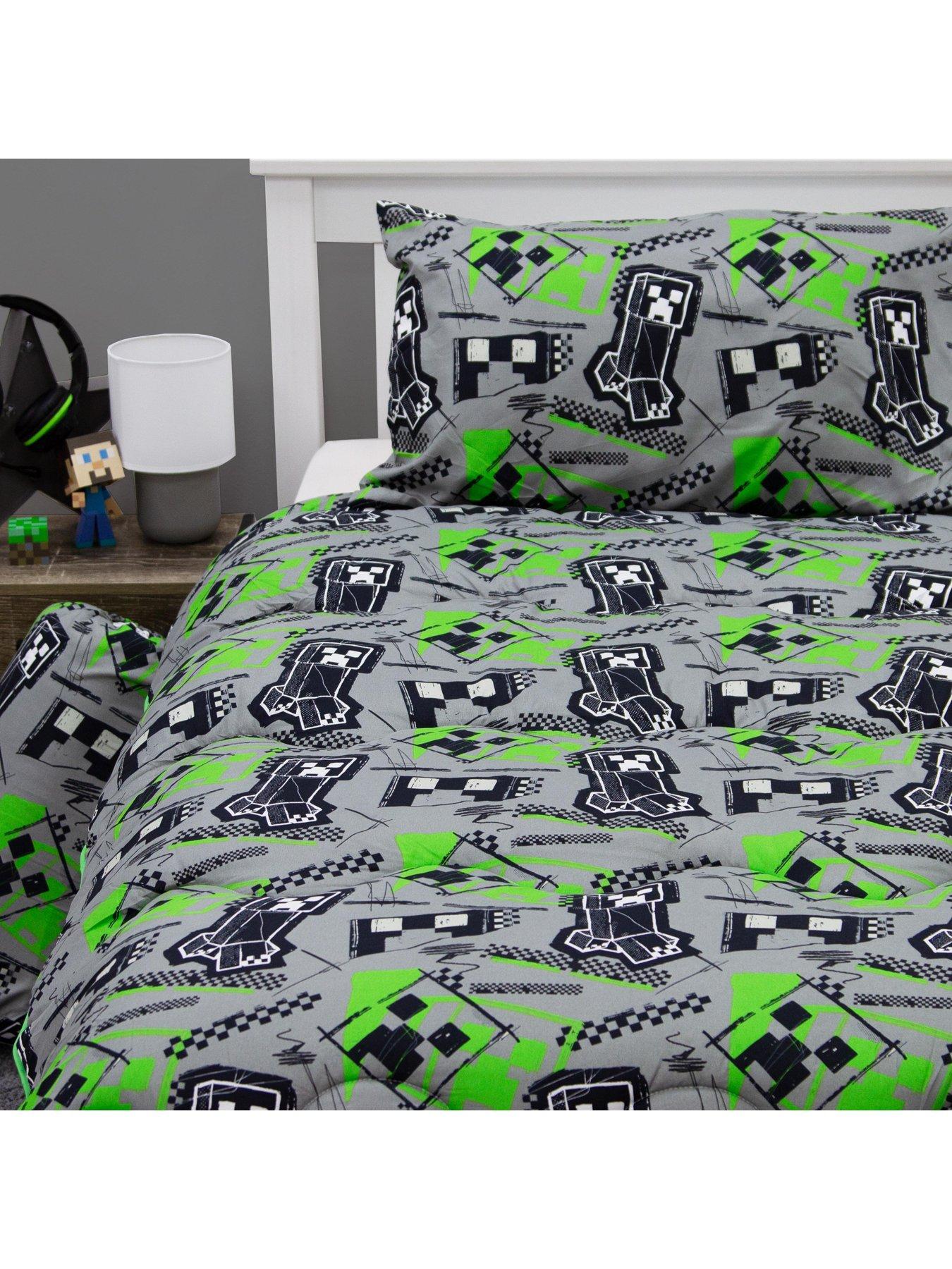 Image 4 of 7 of Minecraft Mixed Up Coverless 10.5 Tog Reversible Duvet in Single - Multi