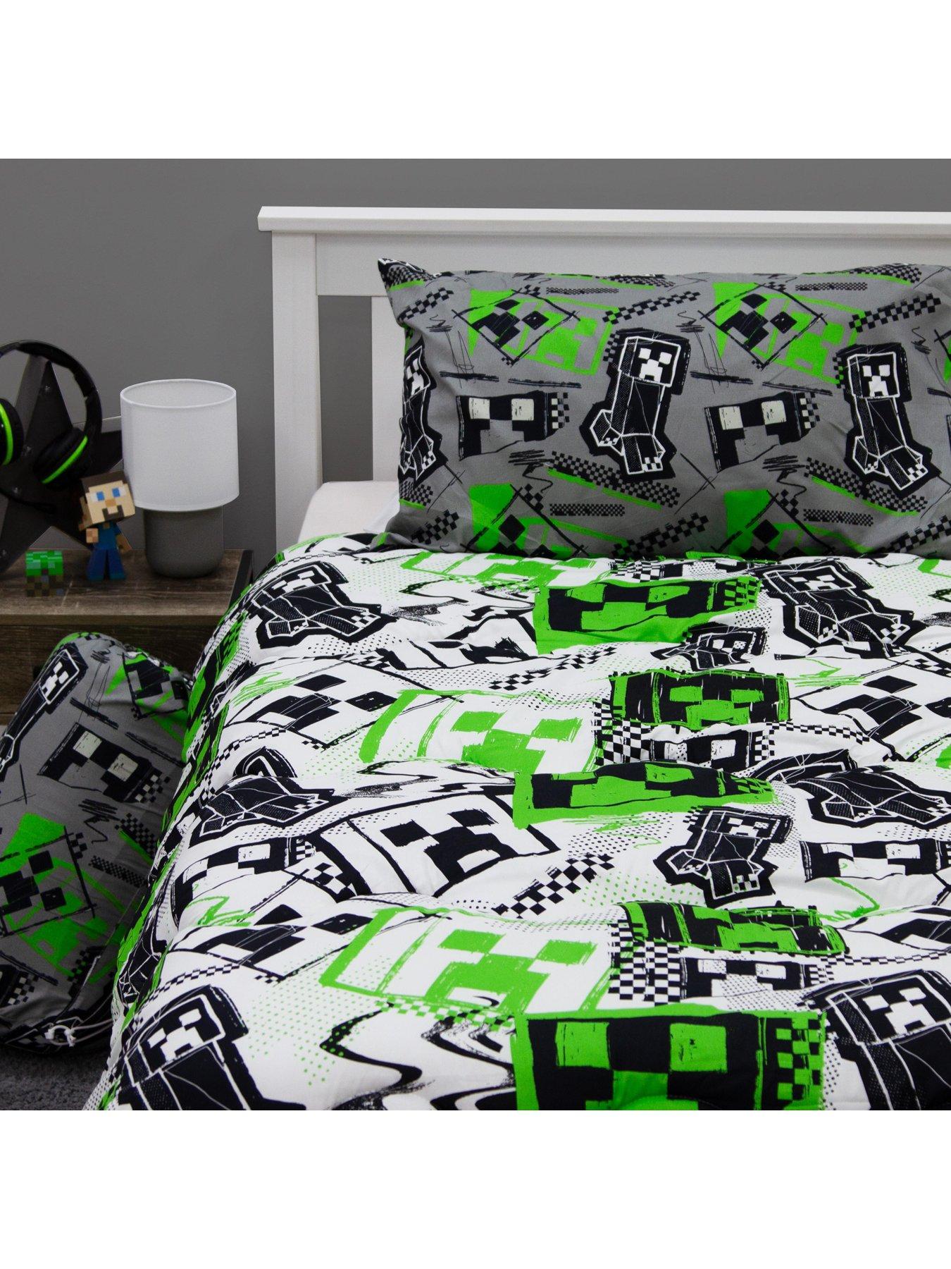 Image 5 of 7 of Minecraft Mixed Up Coverless 10.5 Tog Reversible Duvet in Single - Multi
