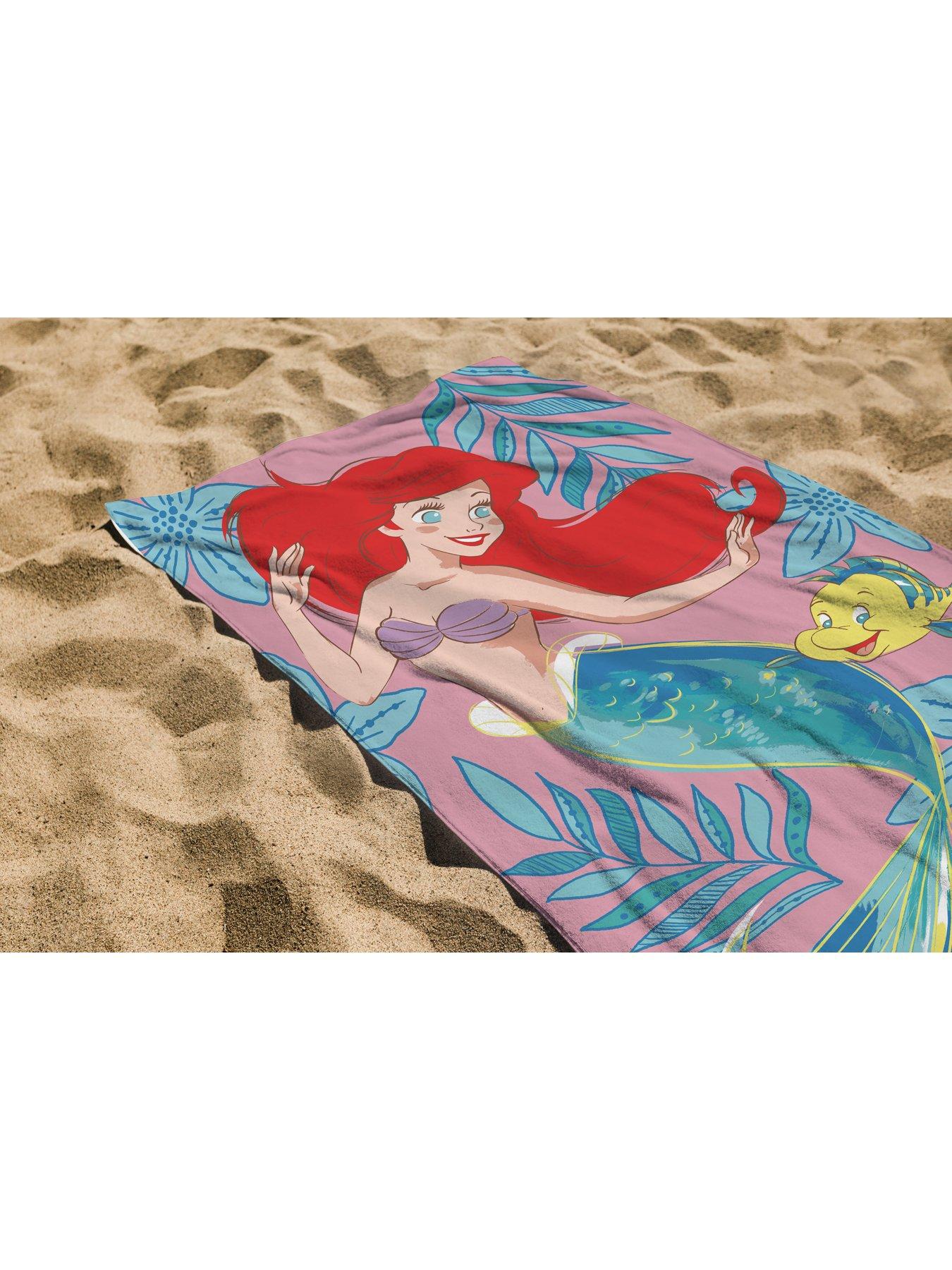 disney-little-mermaid-the-little-mermaid-ariel-and-flounder-toweldetail