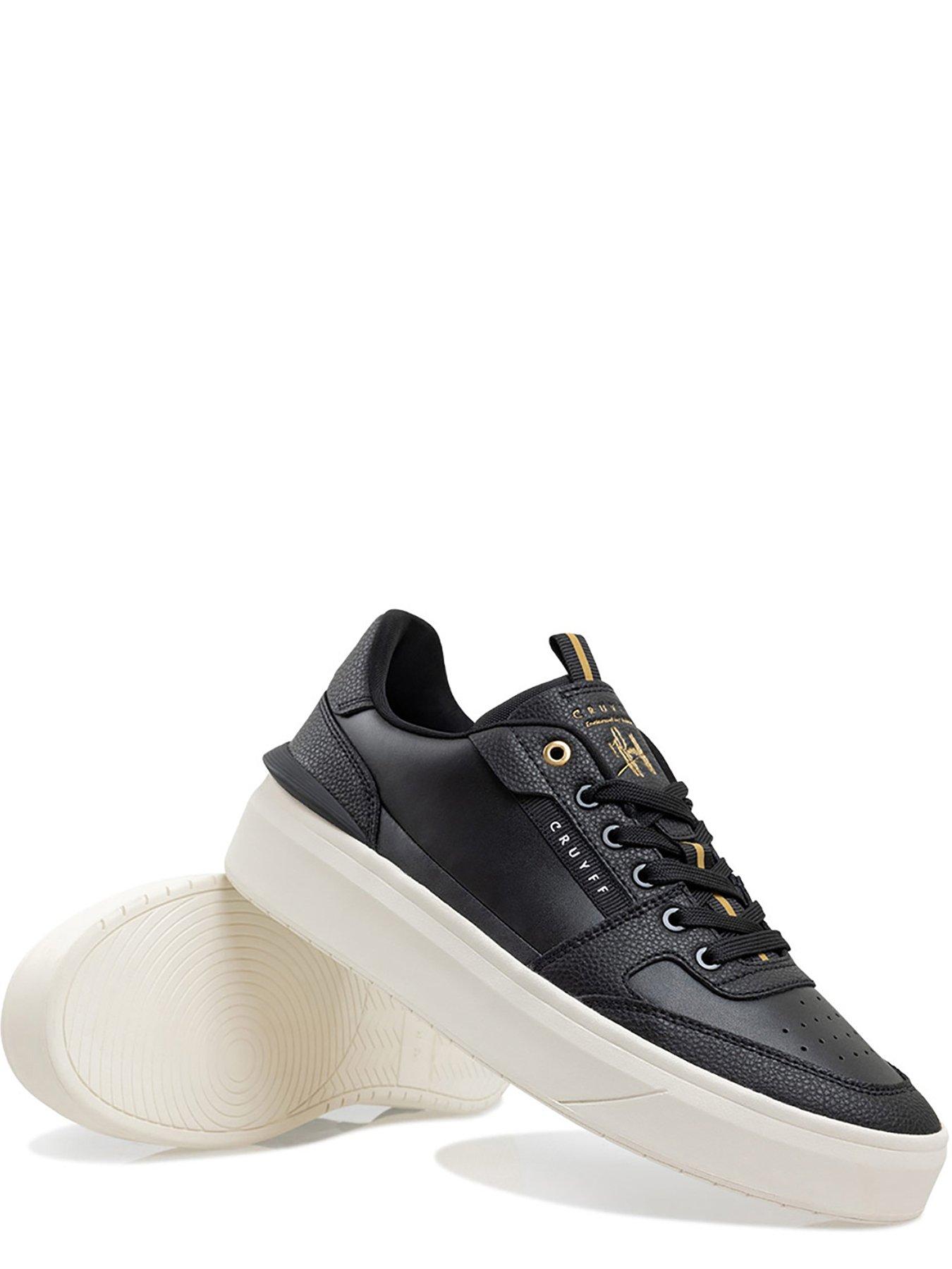 cruyff-endorsed-tennis-trainers-blackoutfit