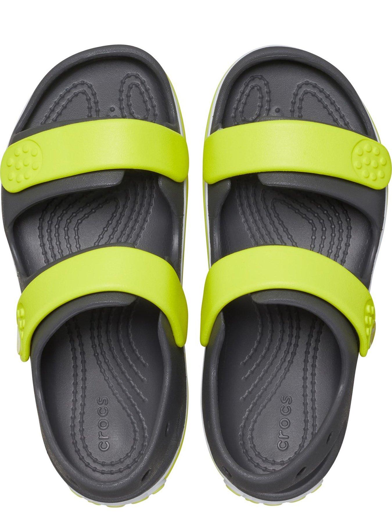 crocs-crocs-crocband-cruiser-sandal-toddler-sandaloutfit