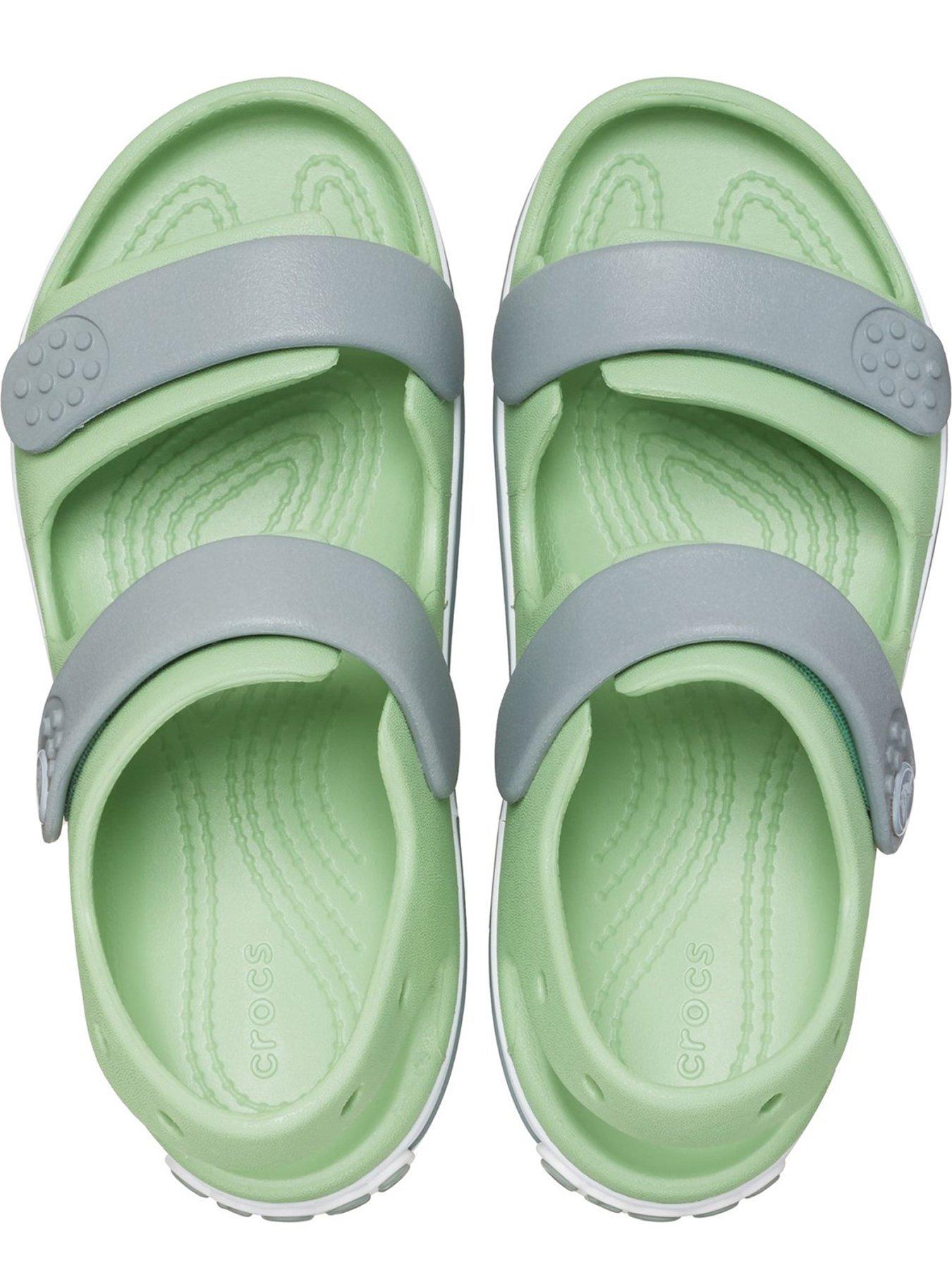 crocs-crocs-crocband-cruiser-sandal-toddler-sandaloutfit