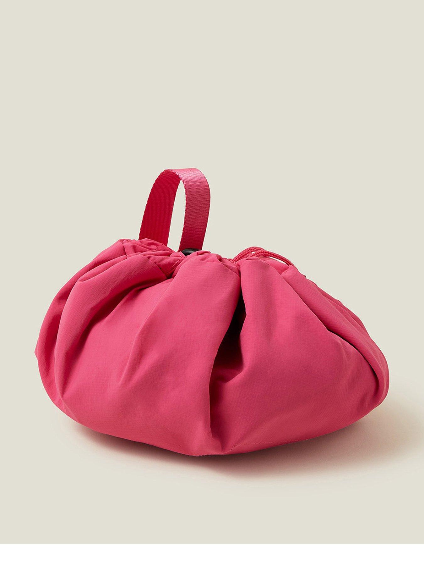 accessorize-t-drawstring-make-up-bagback