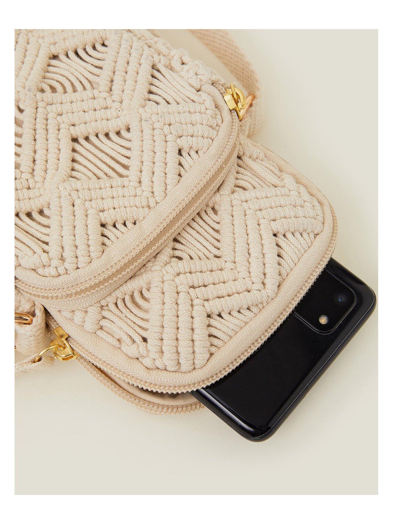 accessorize-macrame-phone-bagoutfit