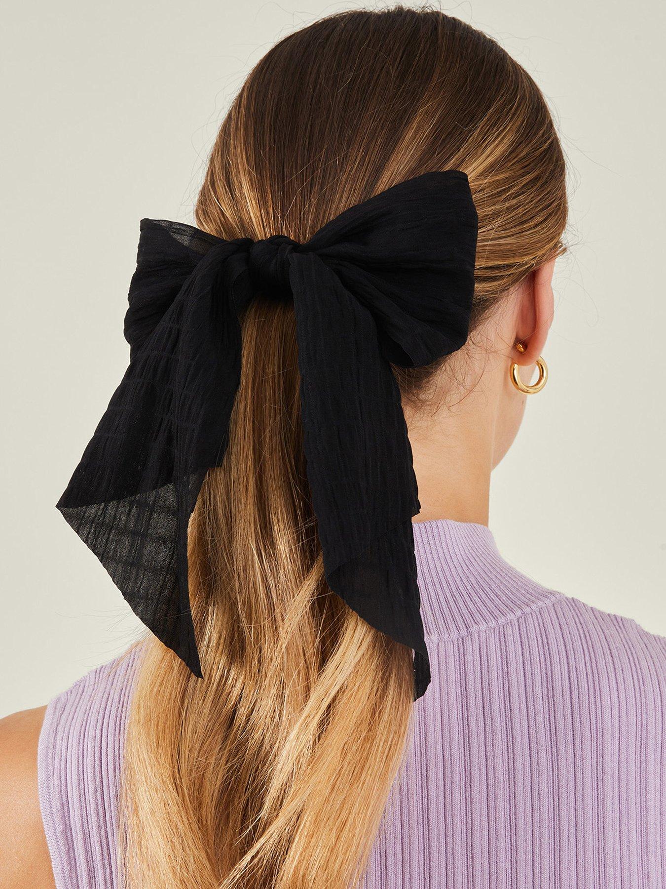 accessorize-textured-bow-clipoutfit