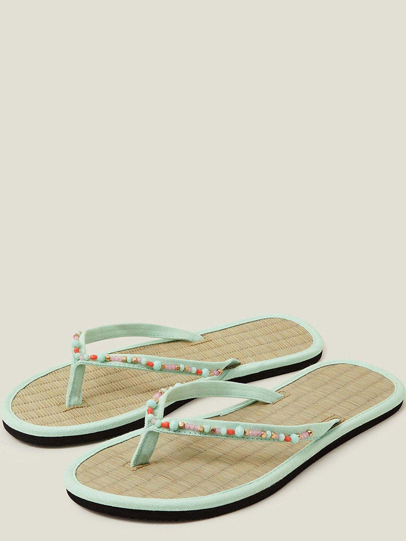 accessorize-pretty-beaded-seagrass-footbedstillFront