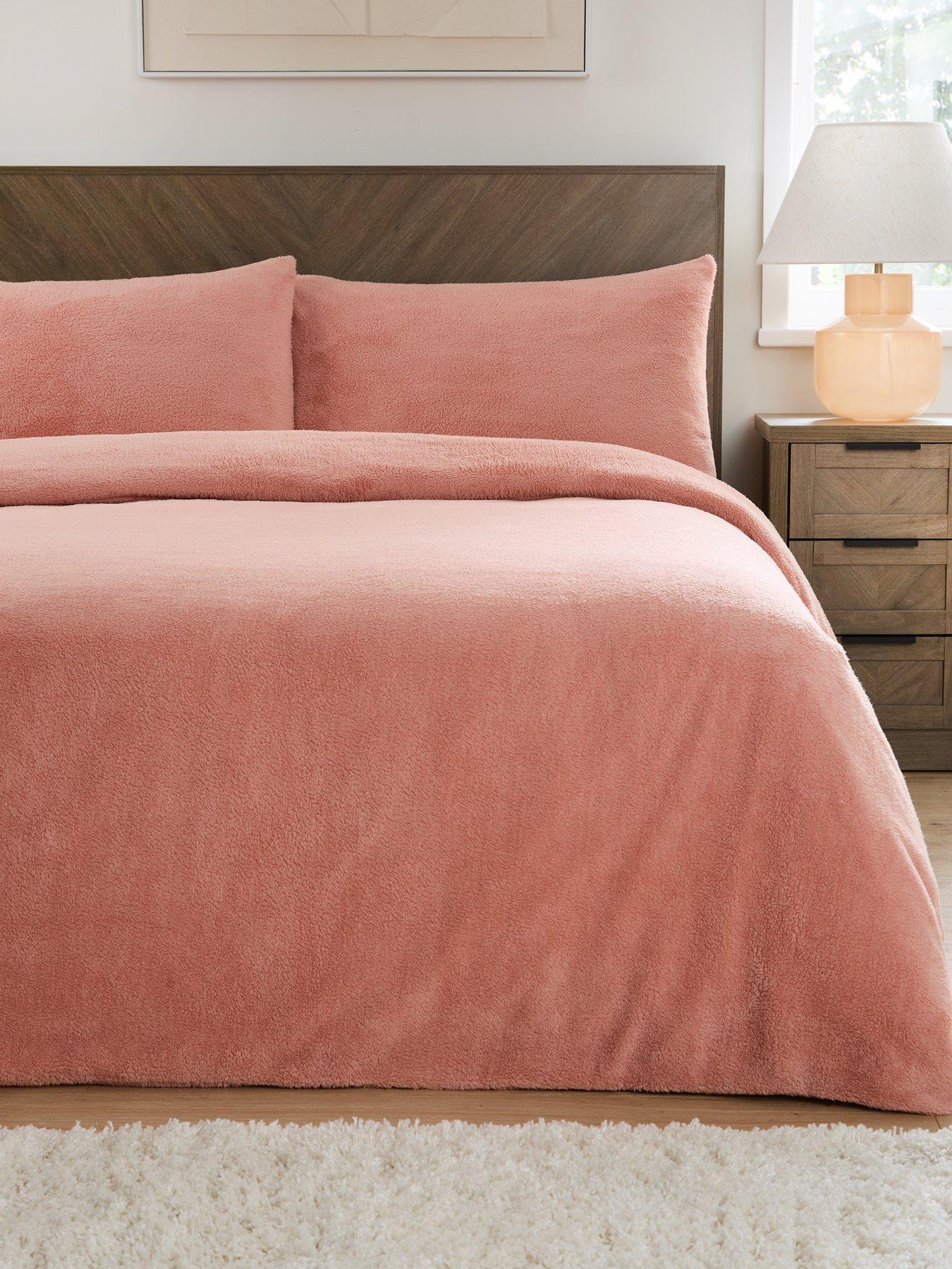 everyday-teddy-fleece-duvet-cover-set-in-pink