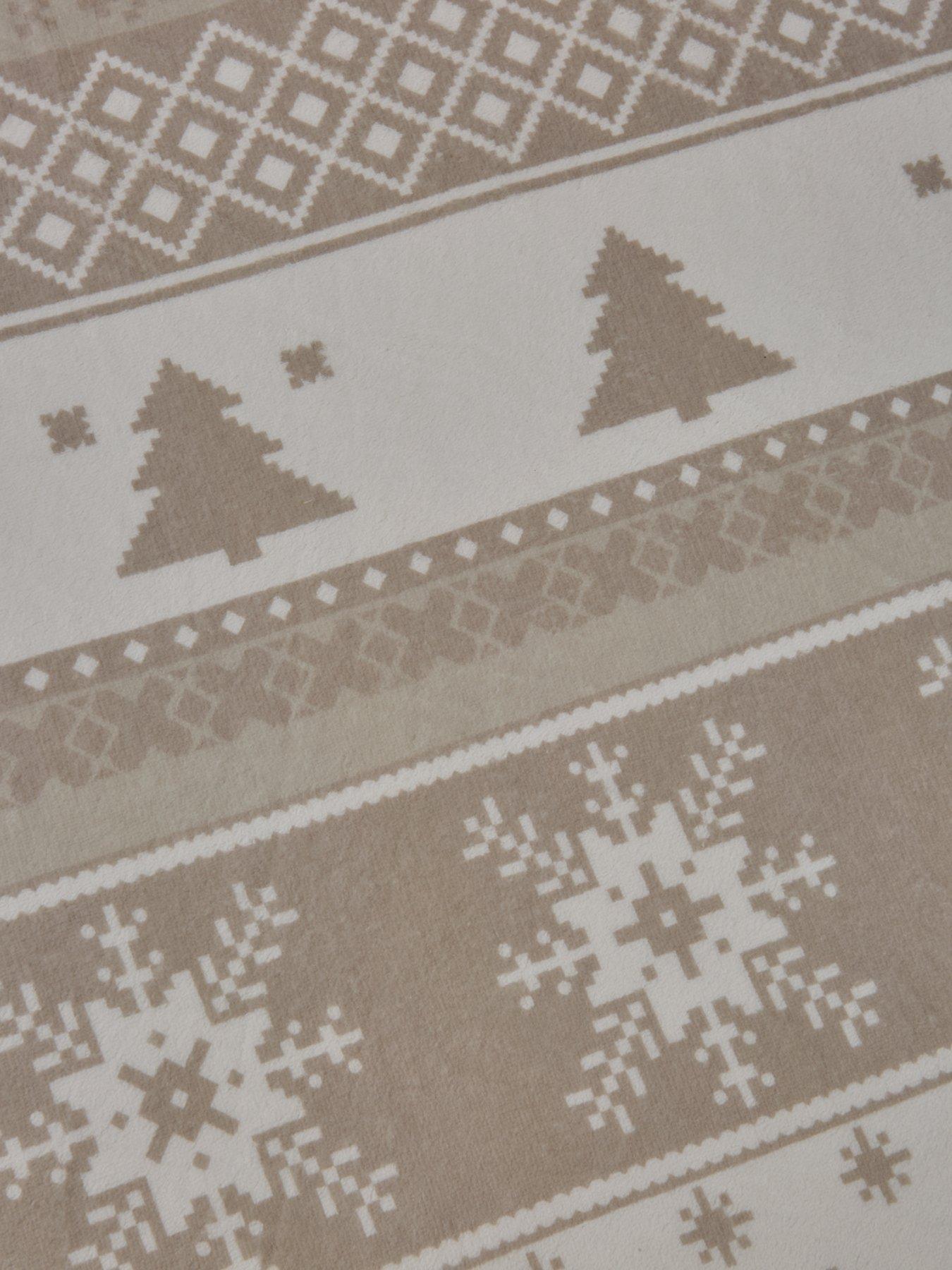 very-home-natural-fairisle-fleece-christmas-duvet-cover-setdetail