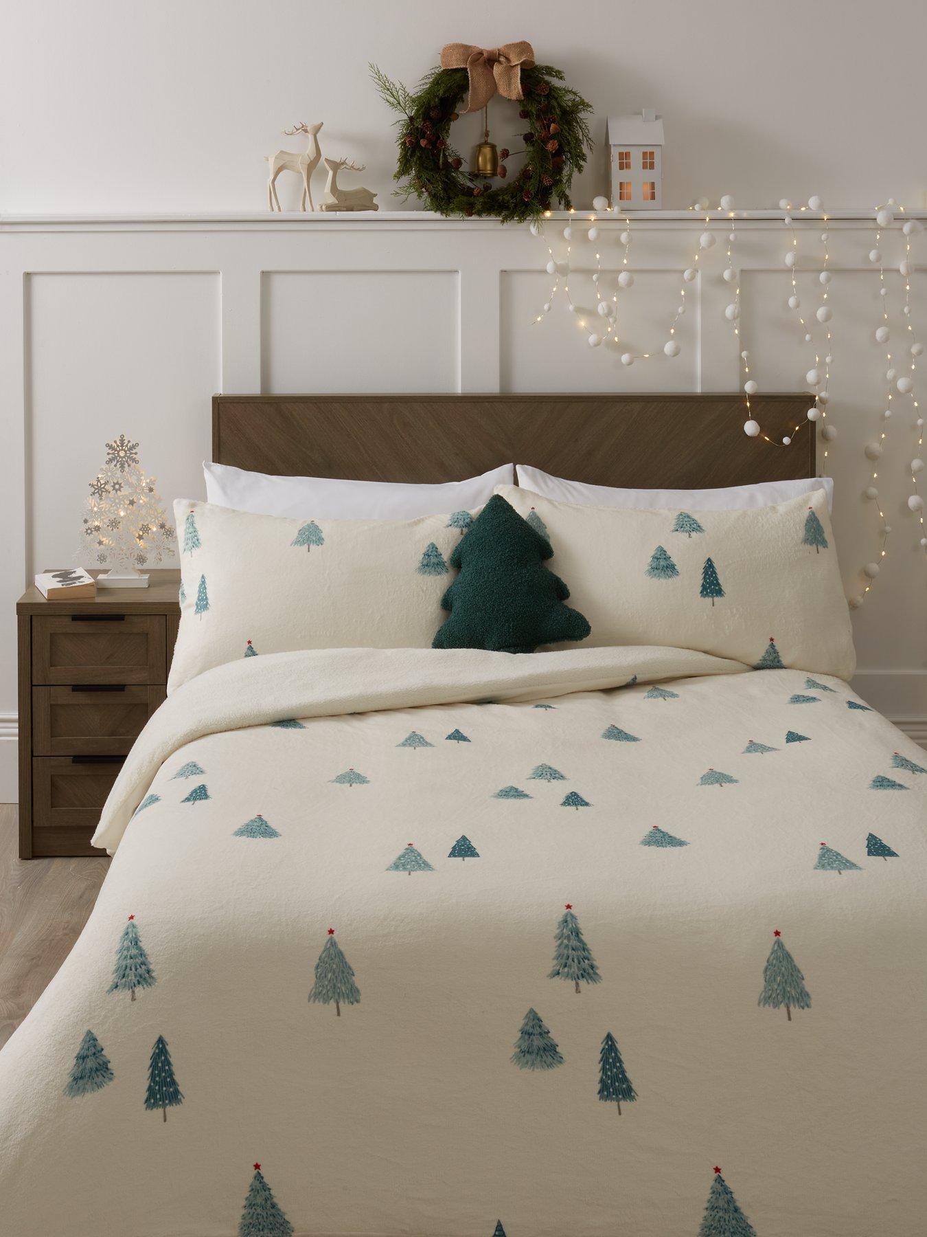 very-home-nordic-trees-fleece-christmas-duvet-cover-set-multi