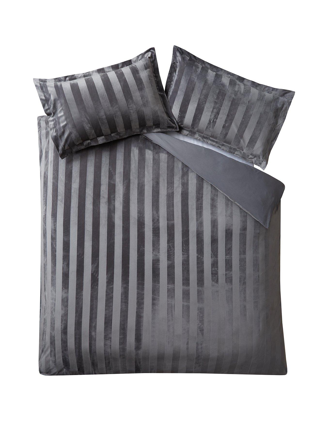 very-home-luxe-velvet-stripe-duvet-cover-set-silverstillFront