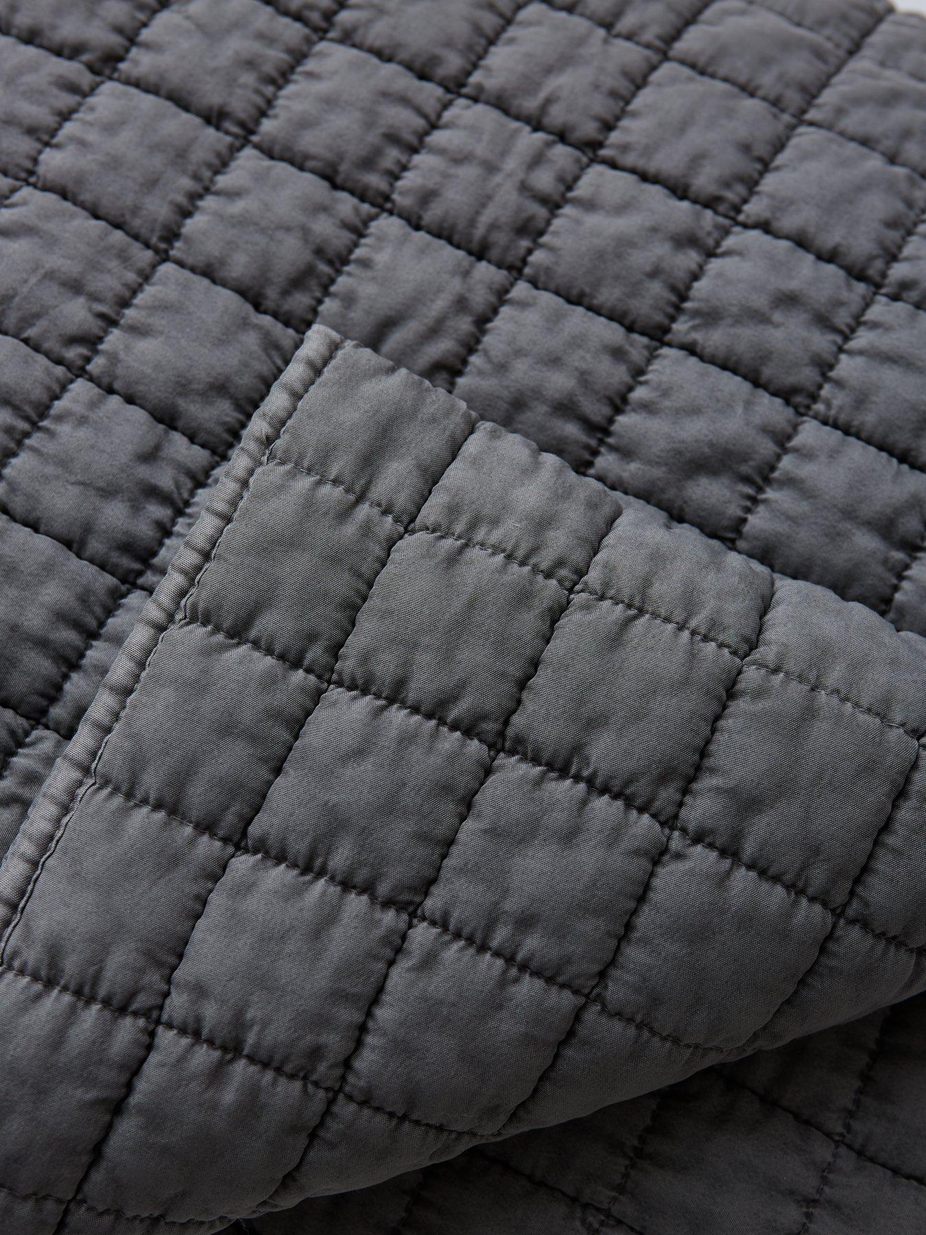 very-home-washed-quilted-microfibre-bedspread-throw-charcoaloutfit