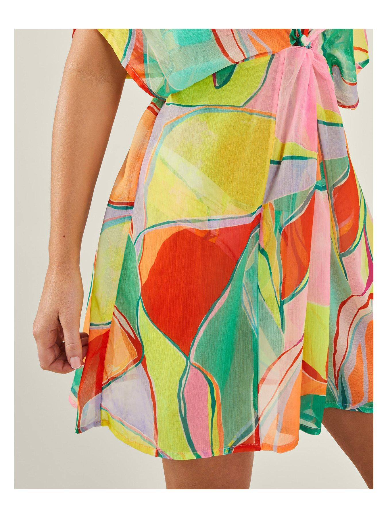 accessorize-abstract-kaftan-multioutfit