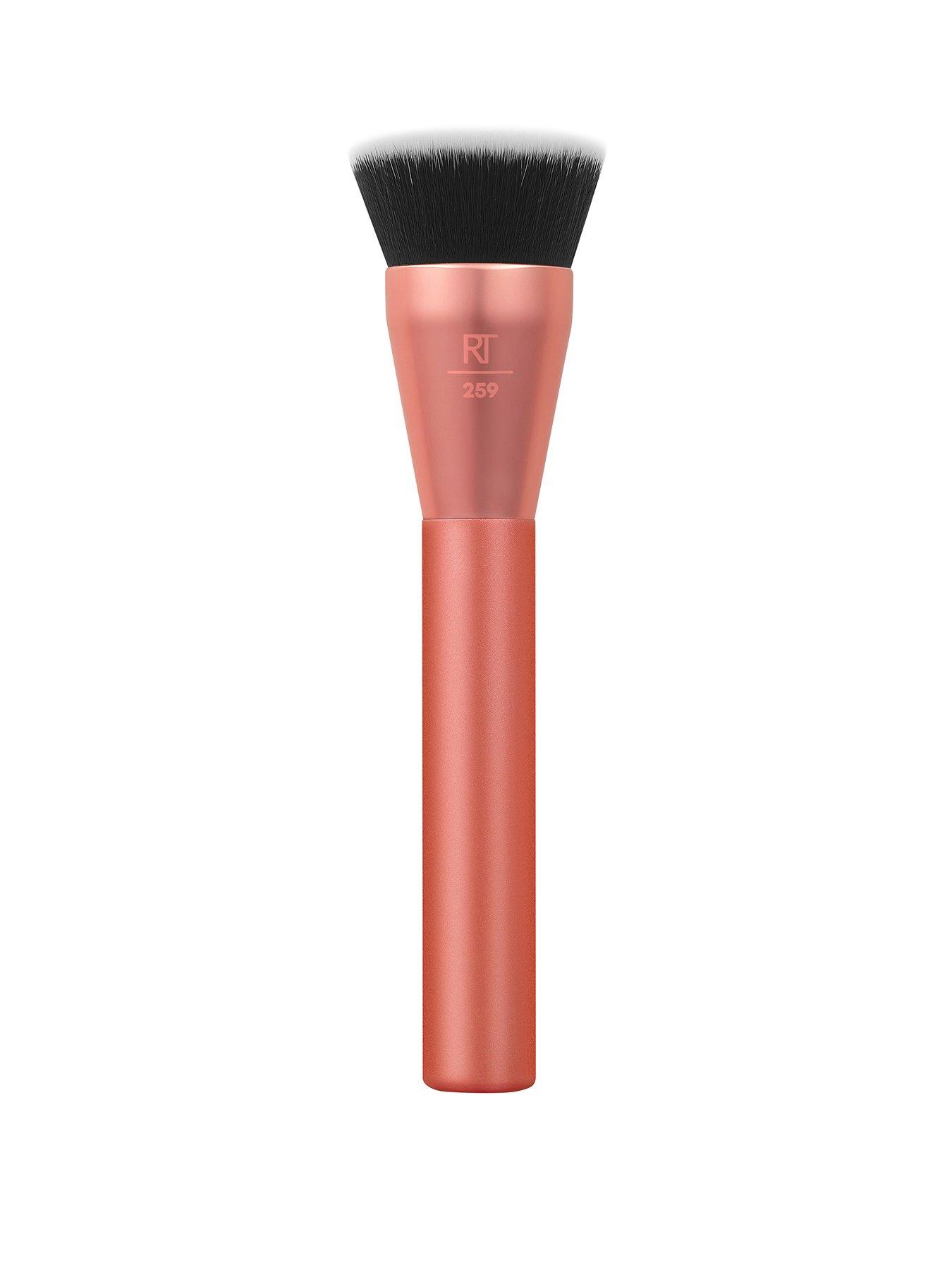 real-techniques-real-techniques-glow-round-base-makeup-brush