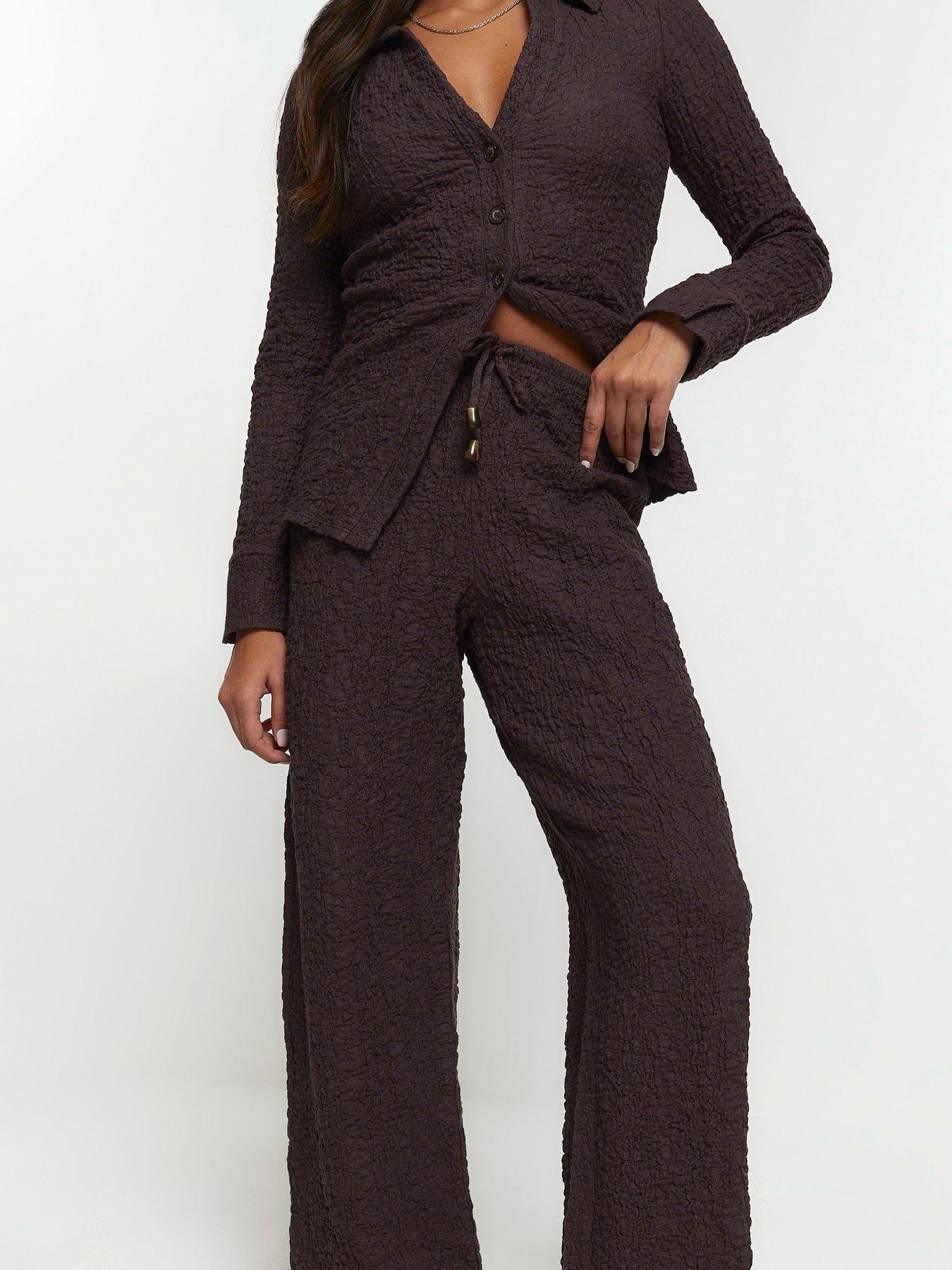 river-island-pull-on-textured-trousers-dark-brownoutfit