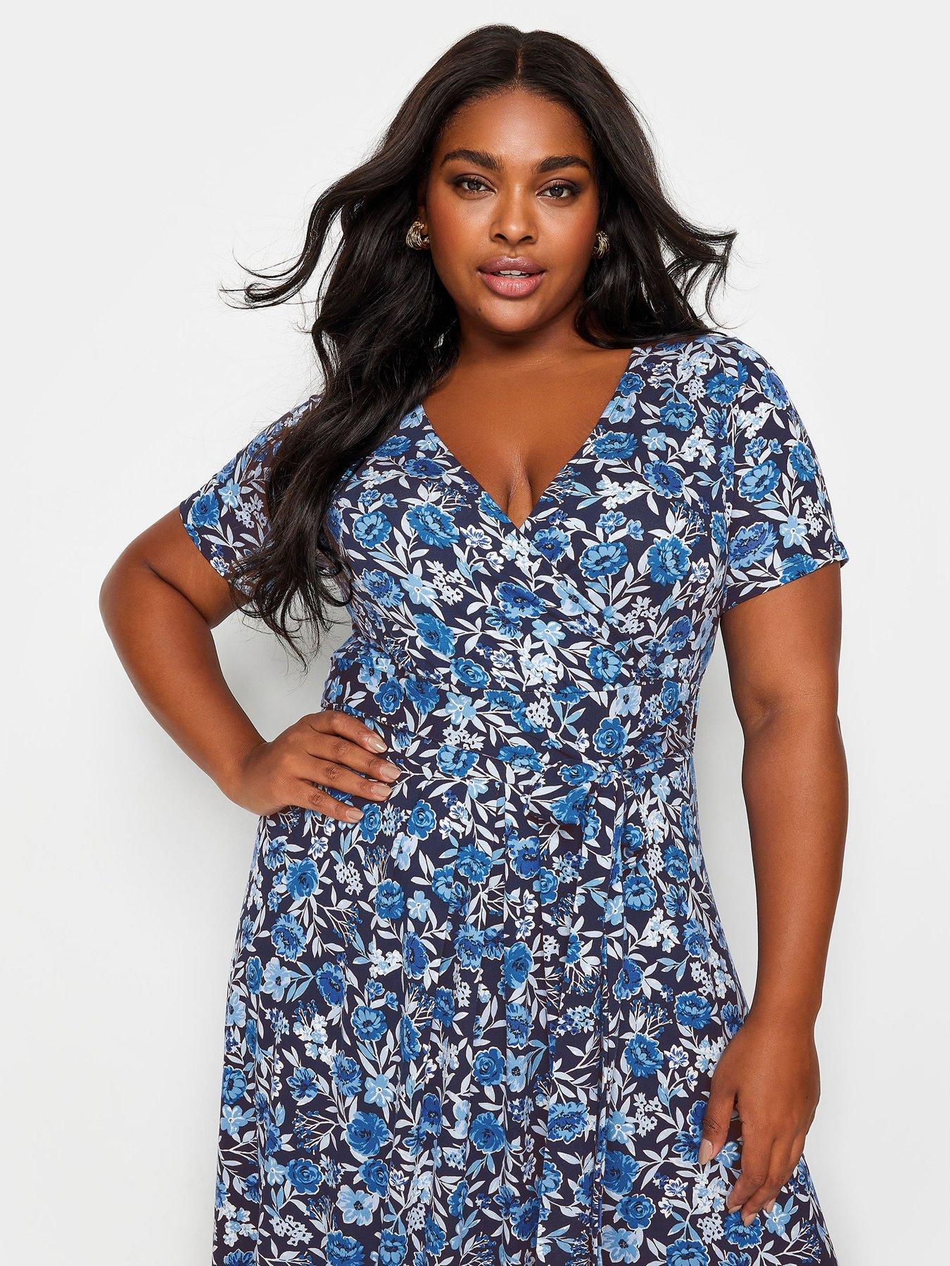 yours-curve-ve-wrap-dress-navy-based-picnic-blueoutfit