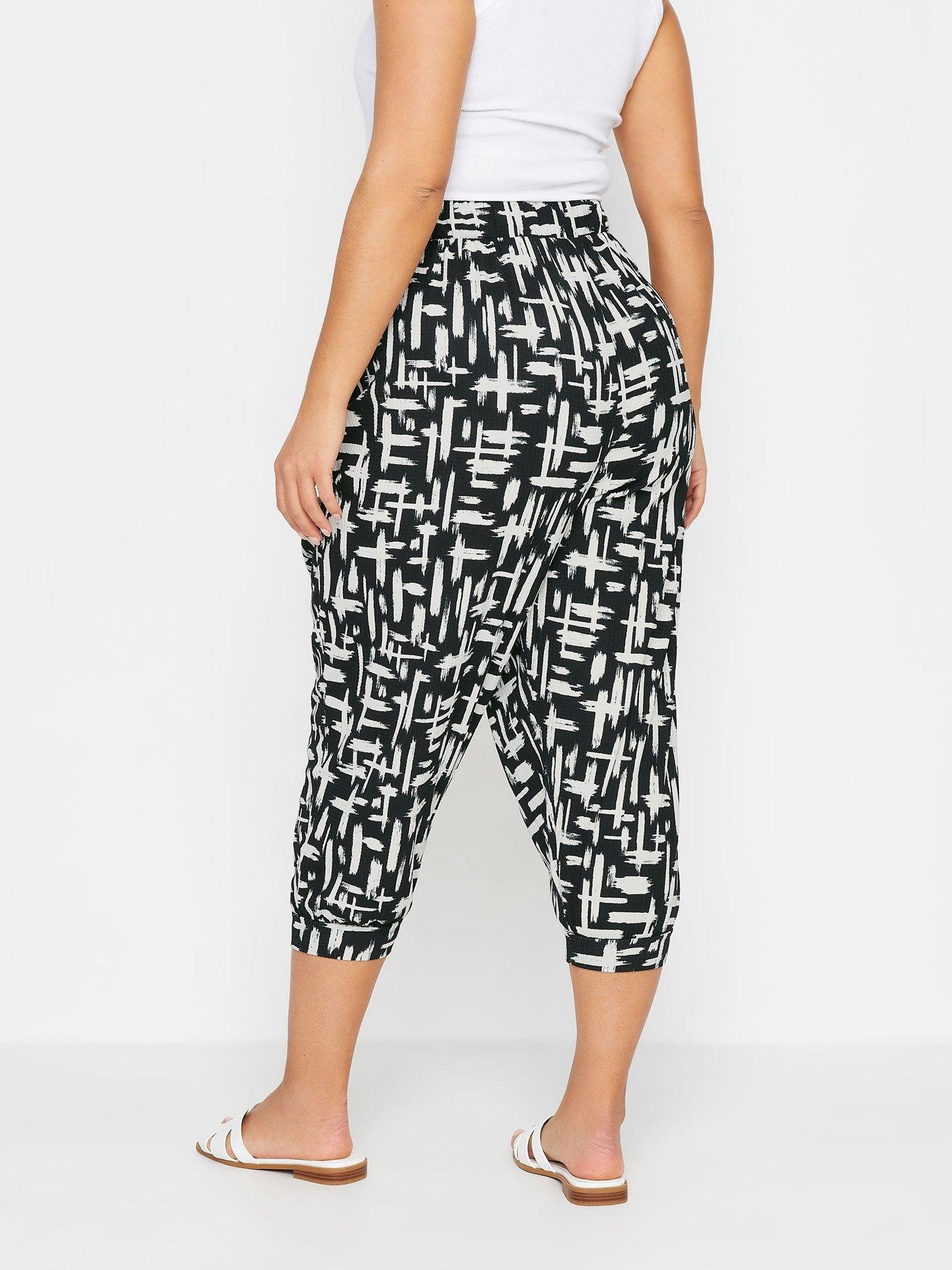 yours-curve-stripe-cropped-jersey-harem-jogger-blackstillFront