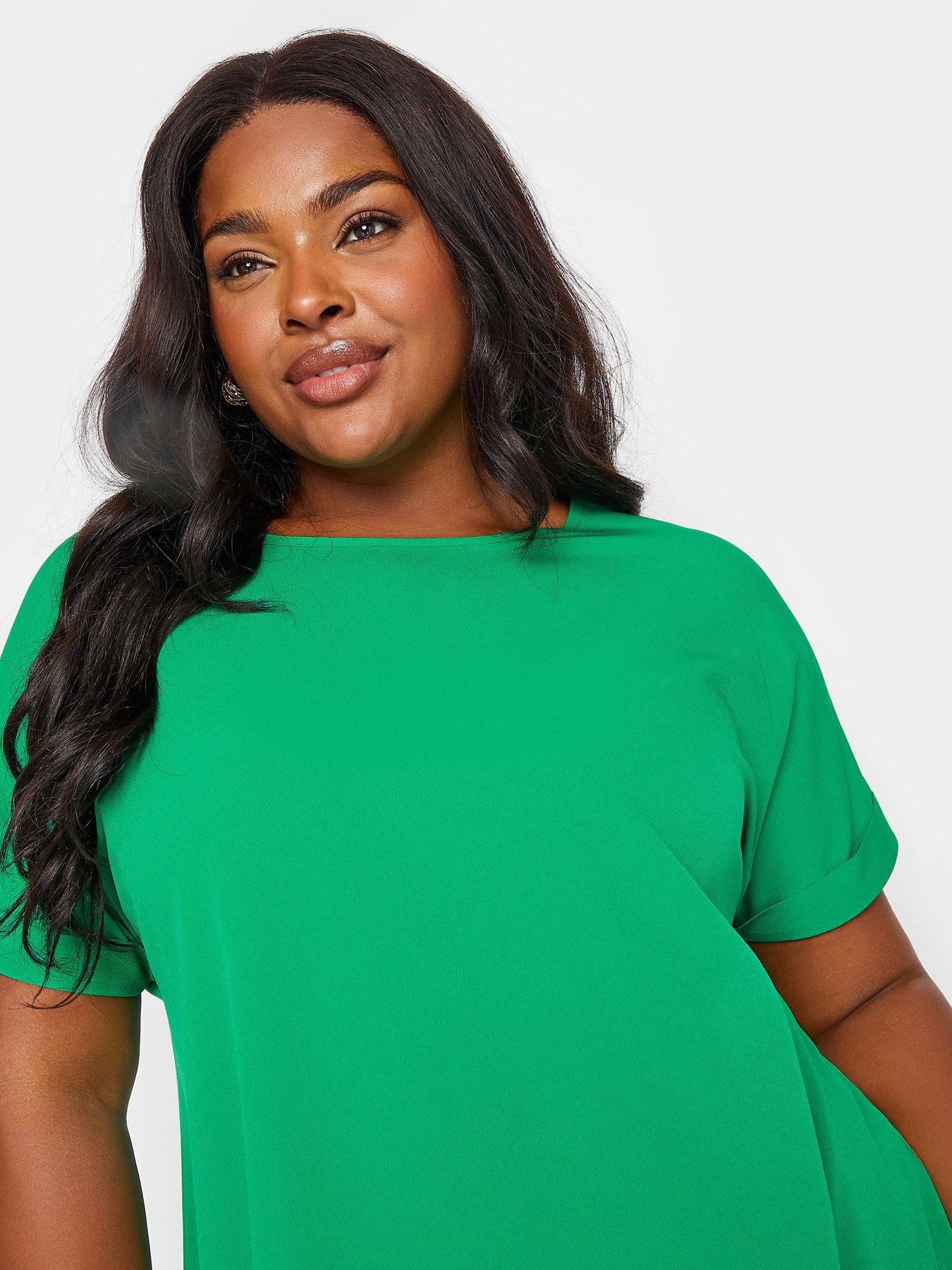 yours-curve-short-sleeve-boxy-top-greenoutfit