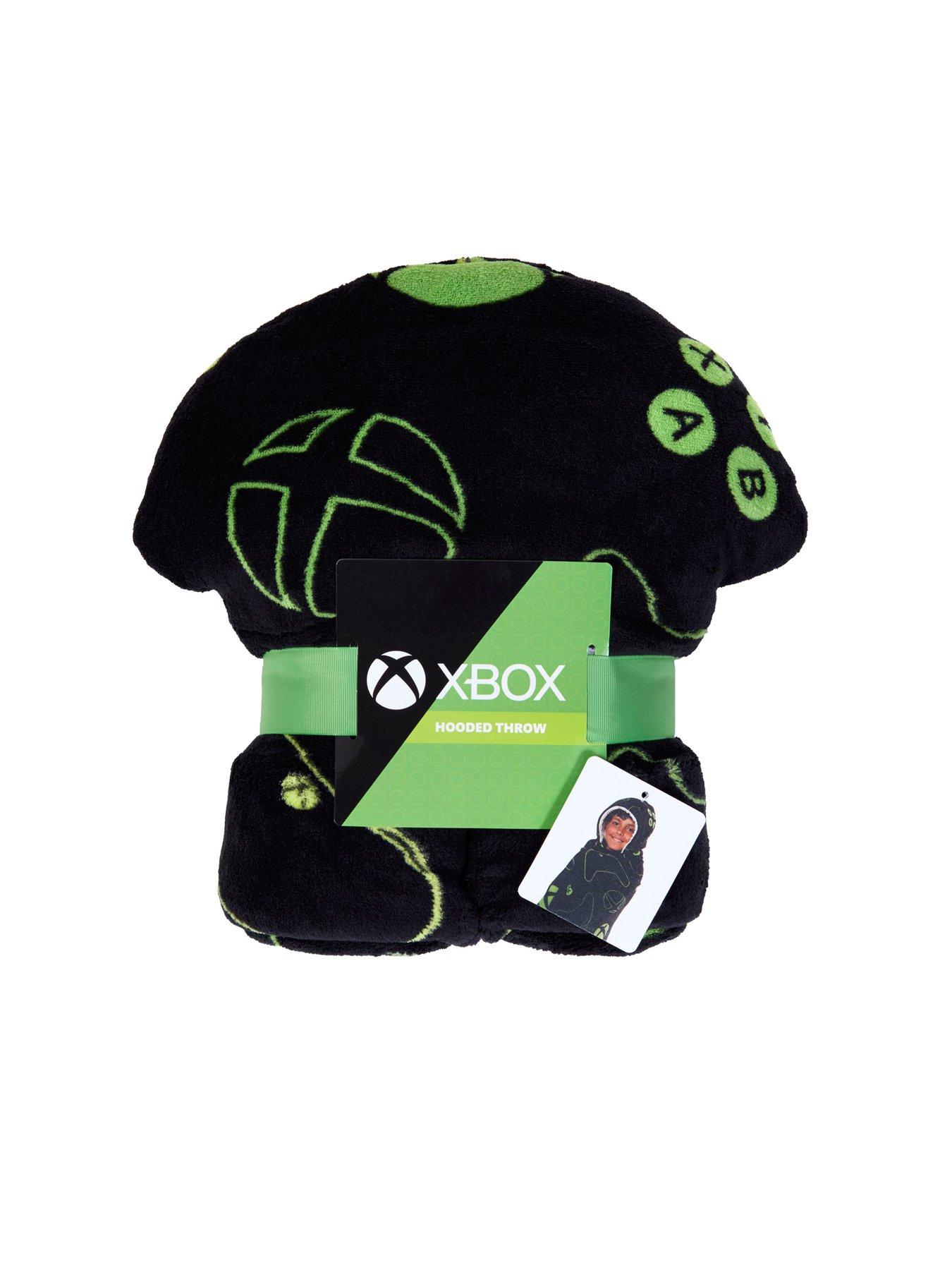 xbox-hooded-blanket-multiback