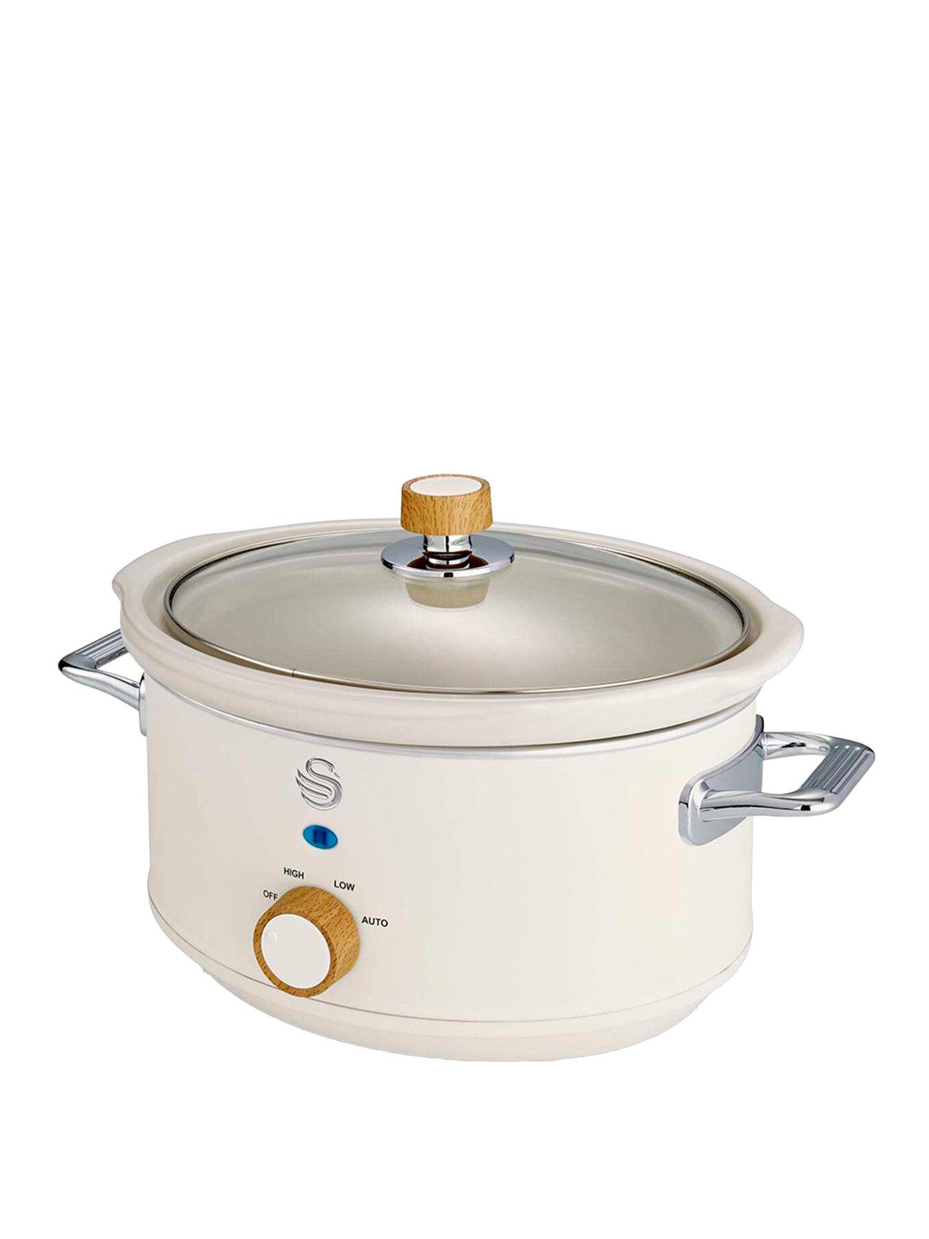 Image of Swan SF17021WHTN Retro Slow Cooker with 3 Temperature Settings, Keep Warm Function, 3.5L, 200W, White