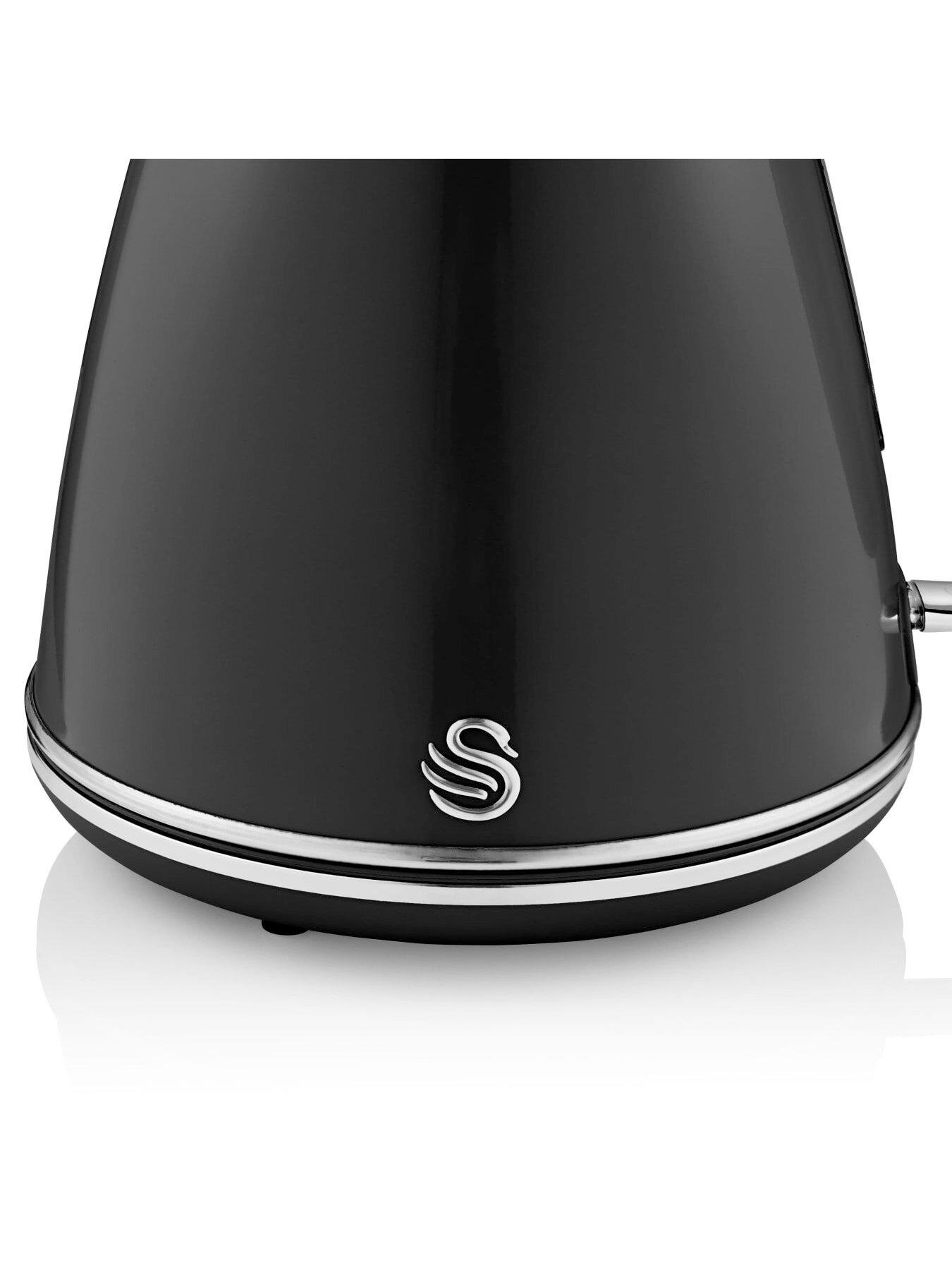 Image 3 of 5 of Swan SK19020BN Retro Jug Kettle, Fast Boil, Easy Pour, 360 Degree Base, 1.5L, 3000W, Black