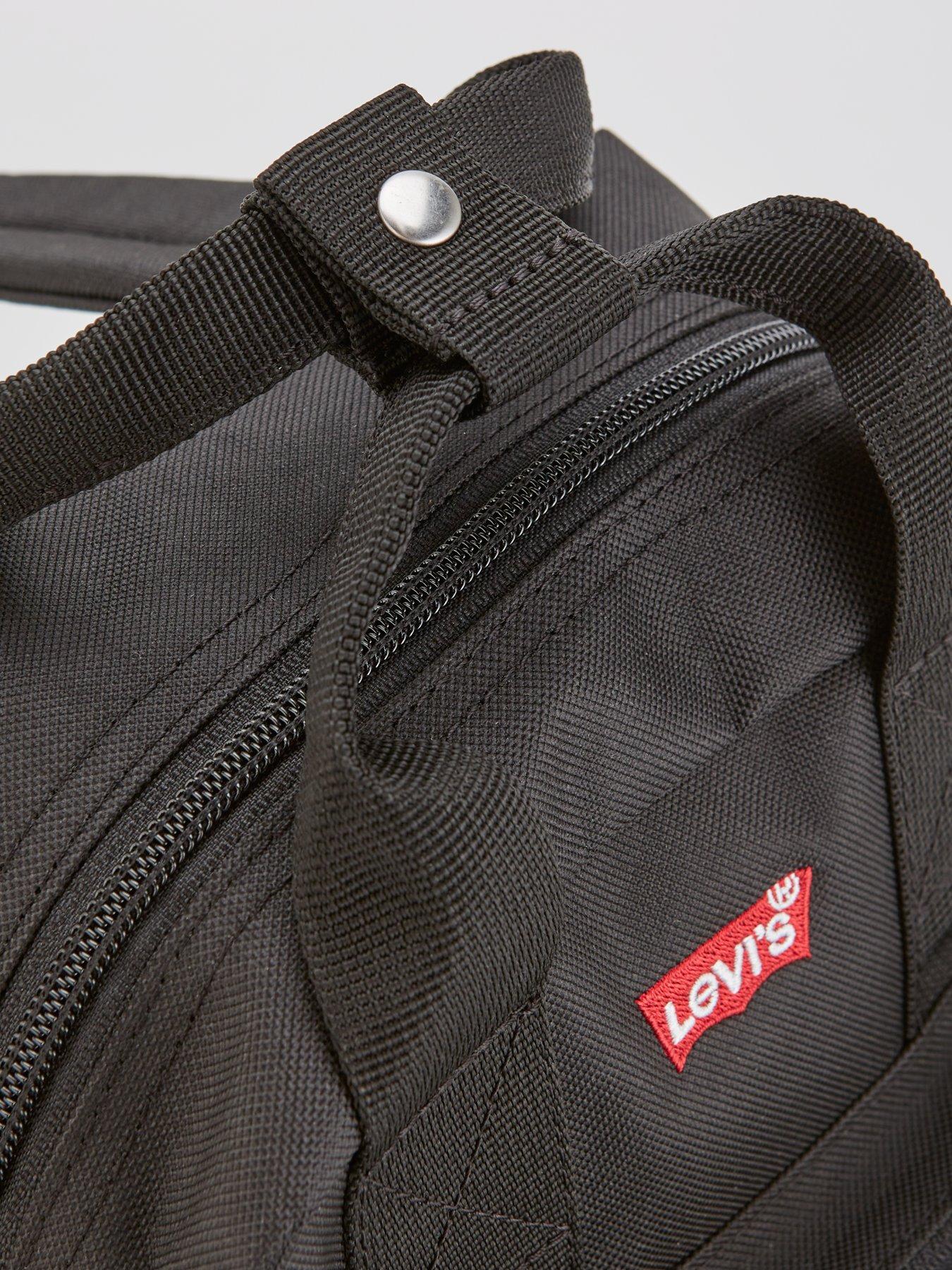 levis-l-pack-mini-bag-blackdetail