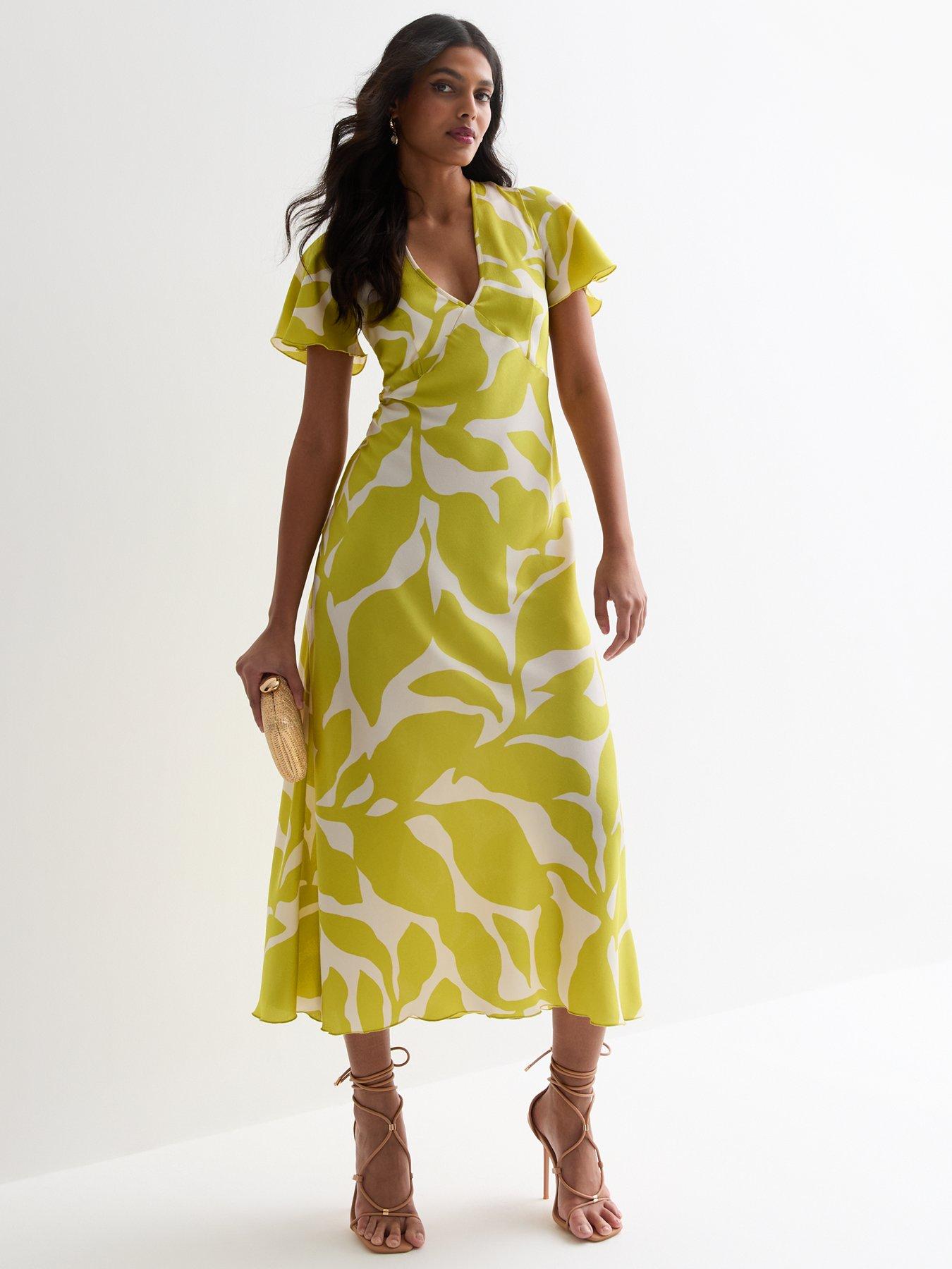 new-look-green-leaf-print-v-neck-flutter-sleeve-midi-dressback