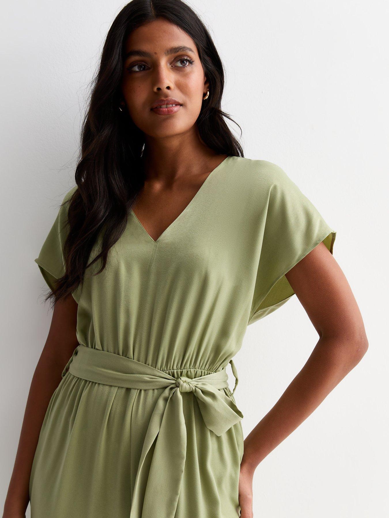 new-look-green-satin-short-sleeve-belted-wide-leg-jumpsuitoutfit