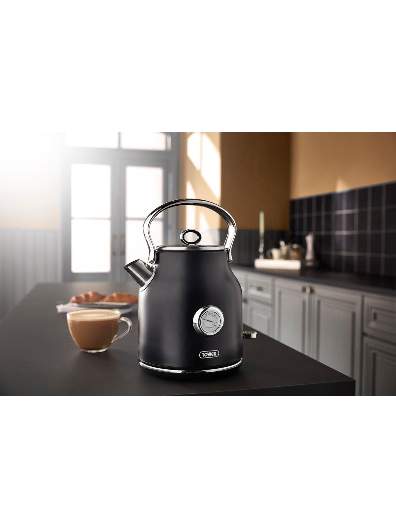 tower-renaissance-kettle-amp-4-slice-toaster-twin-pack--nbspblackstillFront