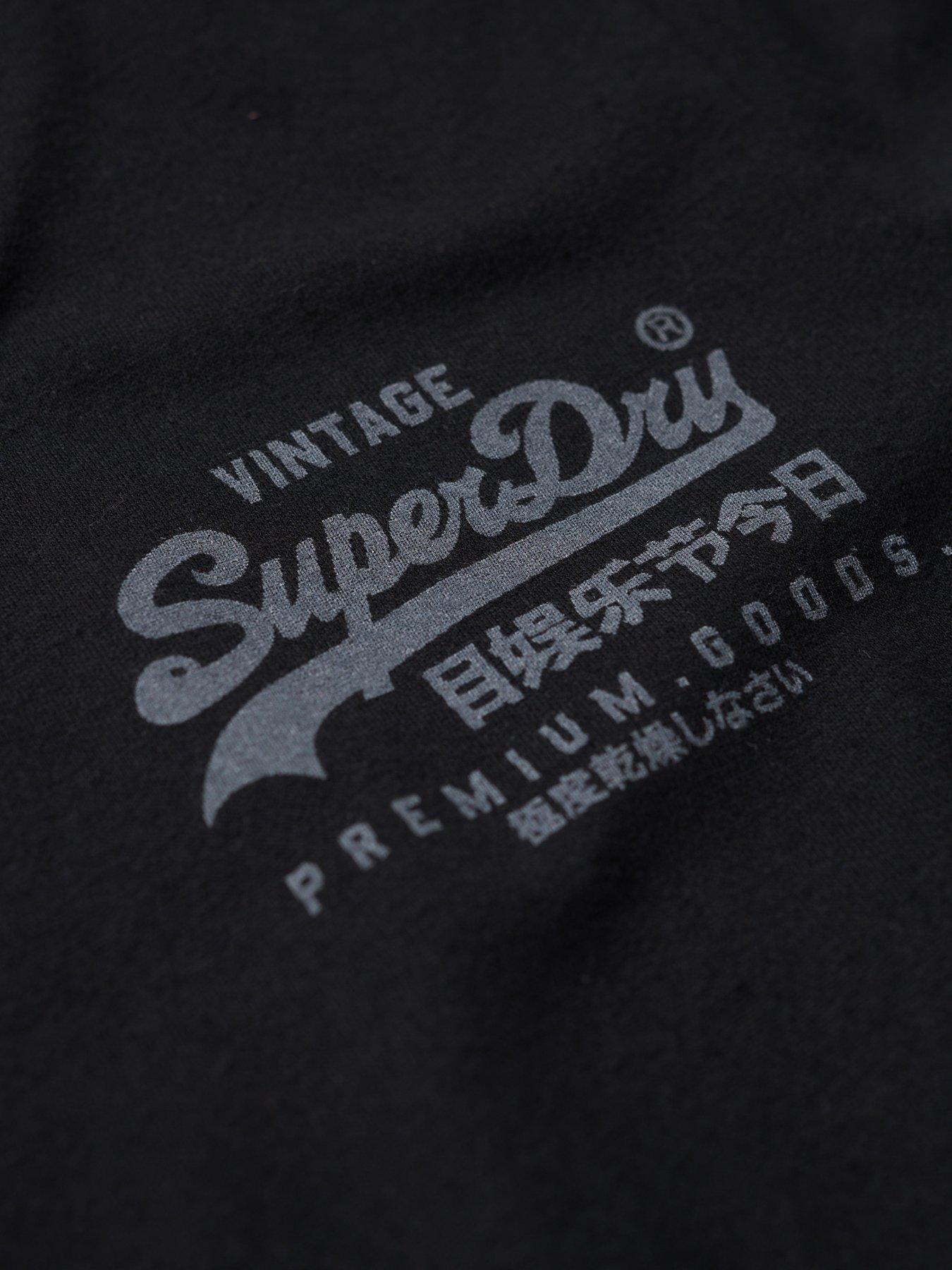 superdry-superdry-vintage-logo-heritage-chest-t-shirt-blackoutfit