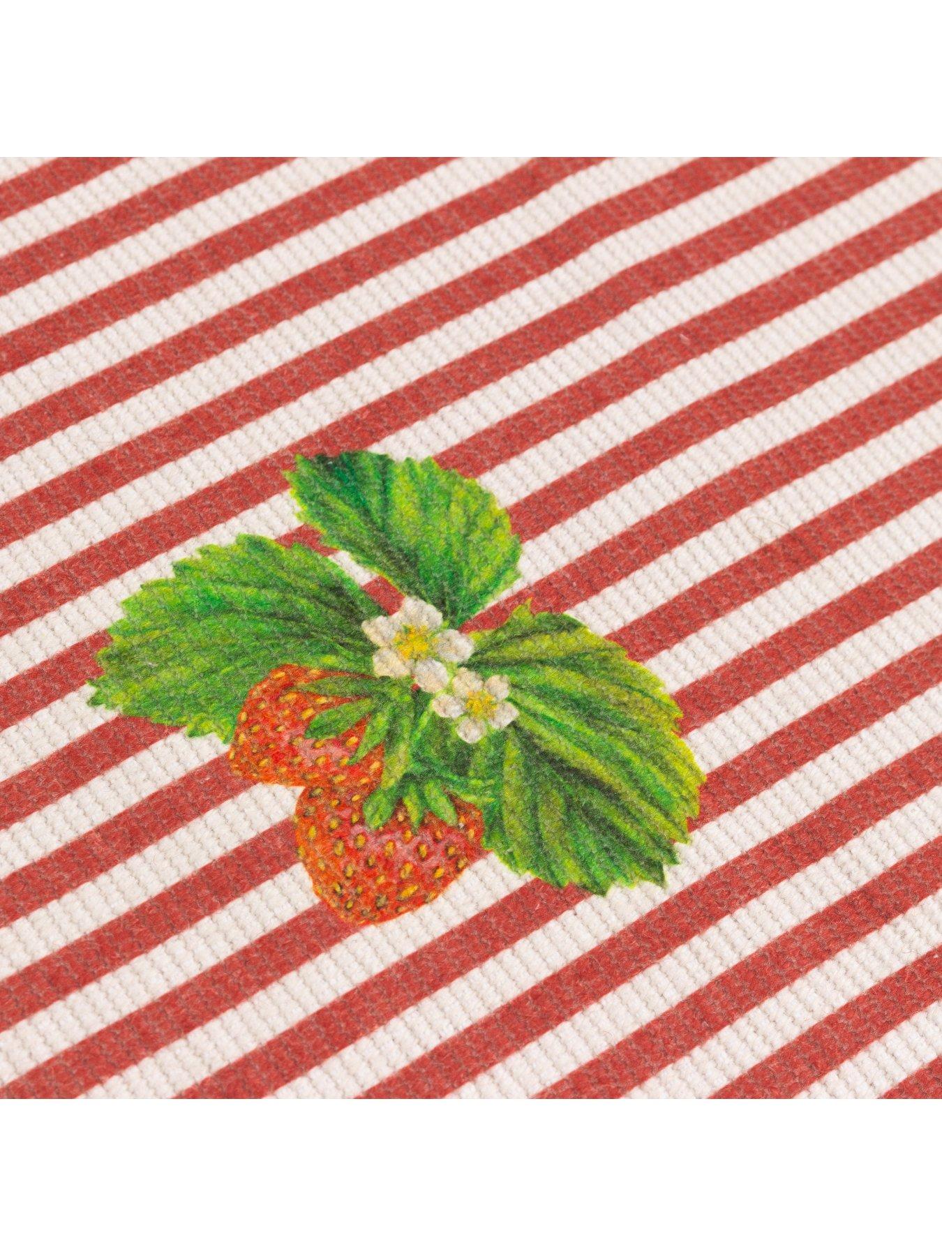 wylder-nature-strawberry-stripes-indooroutdoor-table-runneroutfit