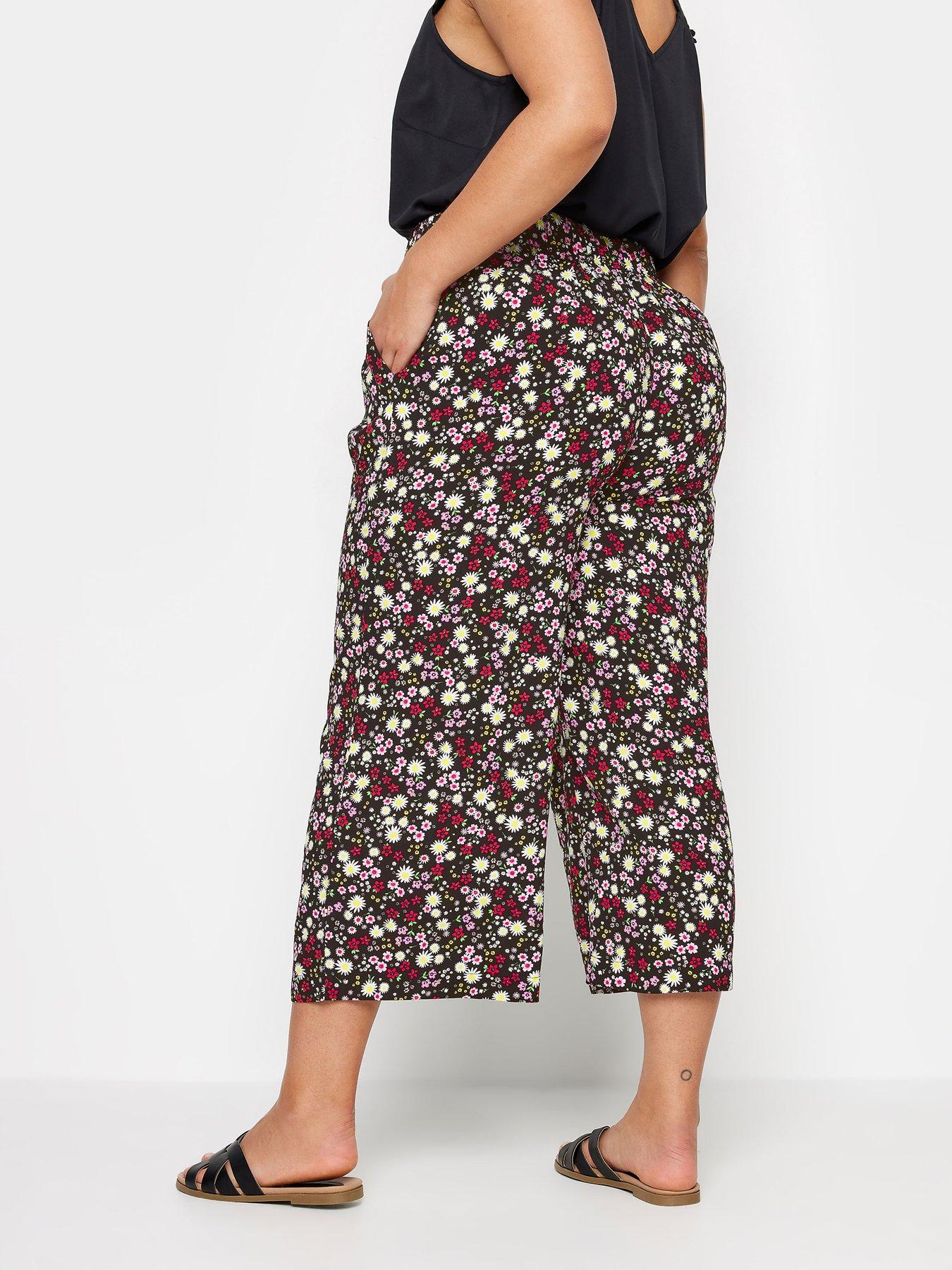 yours-curve-epp-woven-crop-summer-floral-blackstillFront