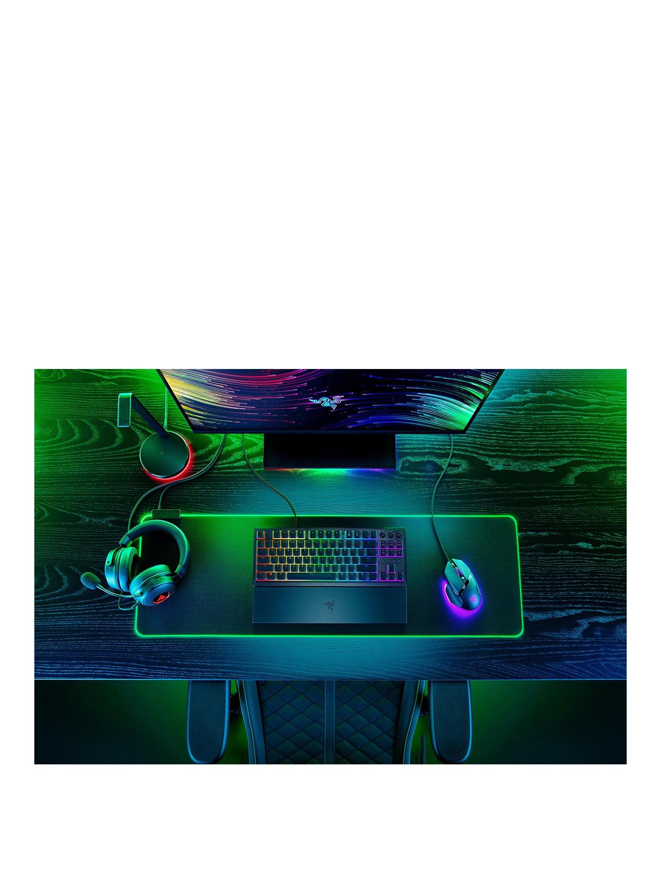 razer-ornata-v3-tenkeyless-uk-layoutstillFront