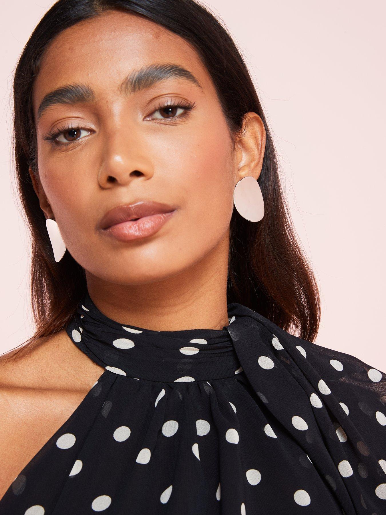 mango-polka-dot-one-shoulder-blouseoutfit