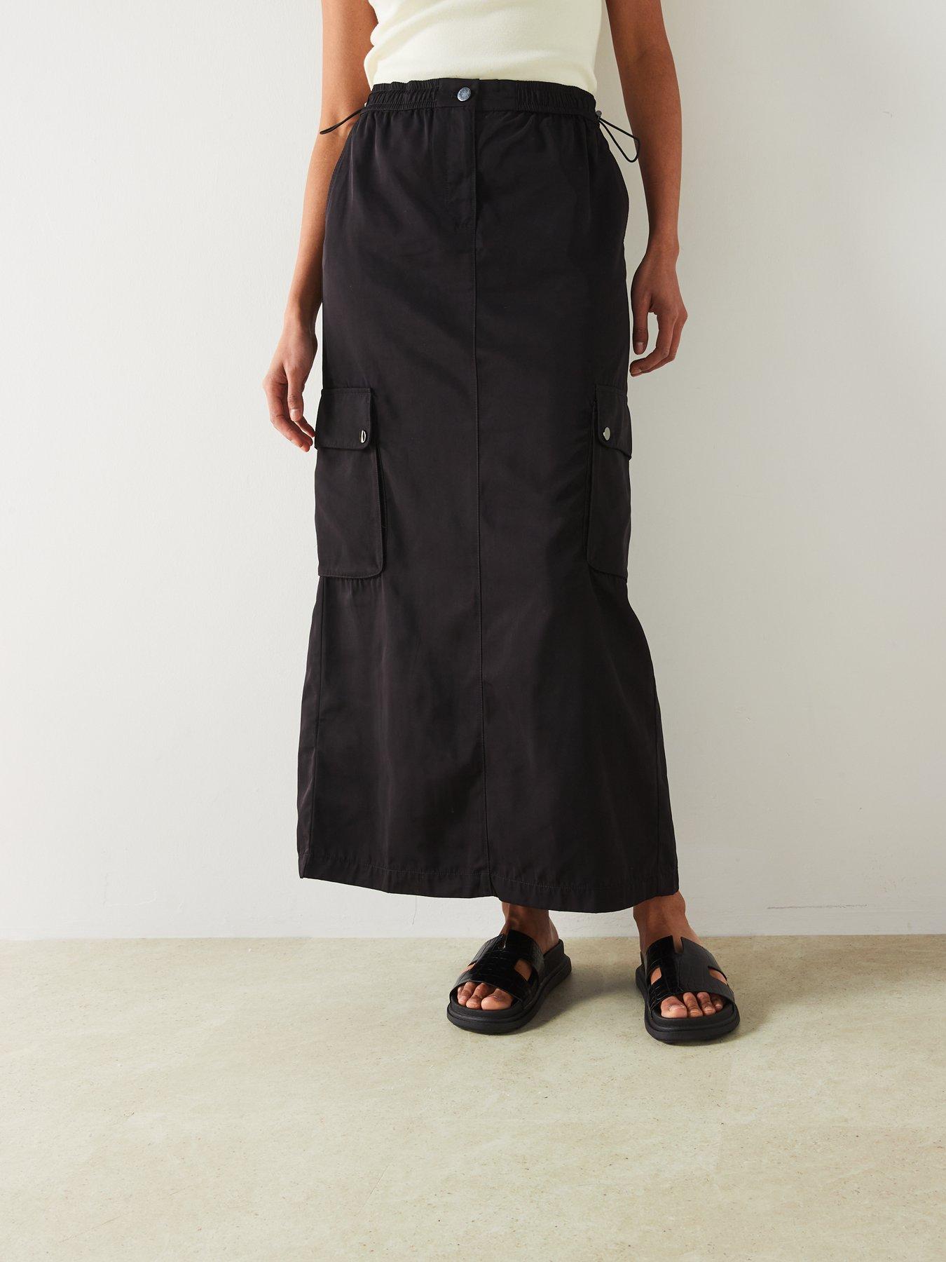 mango-cargo-skirt-black