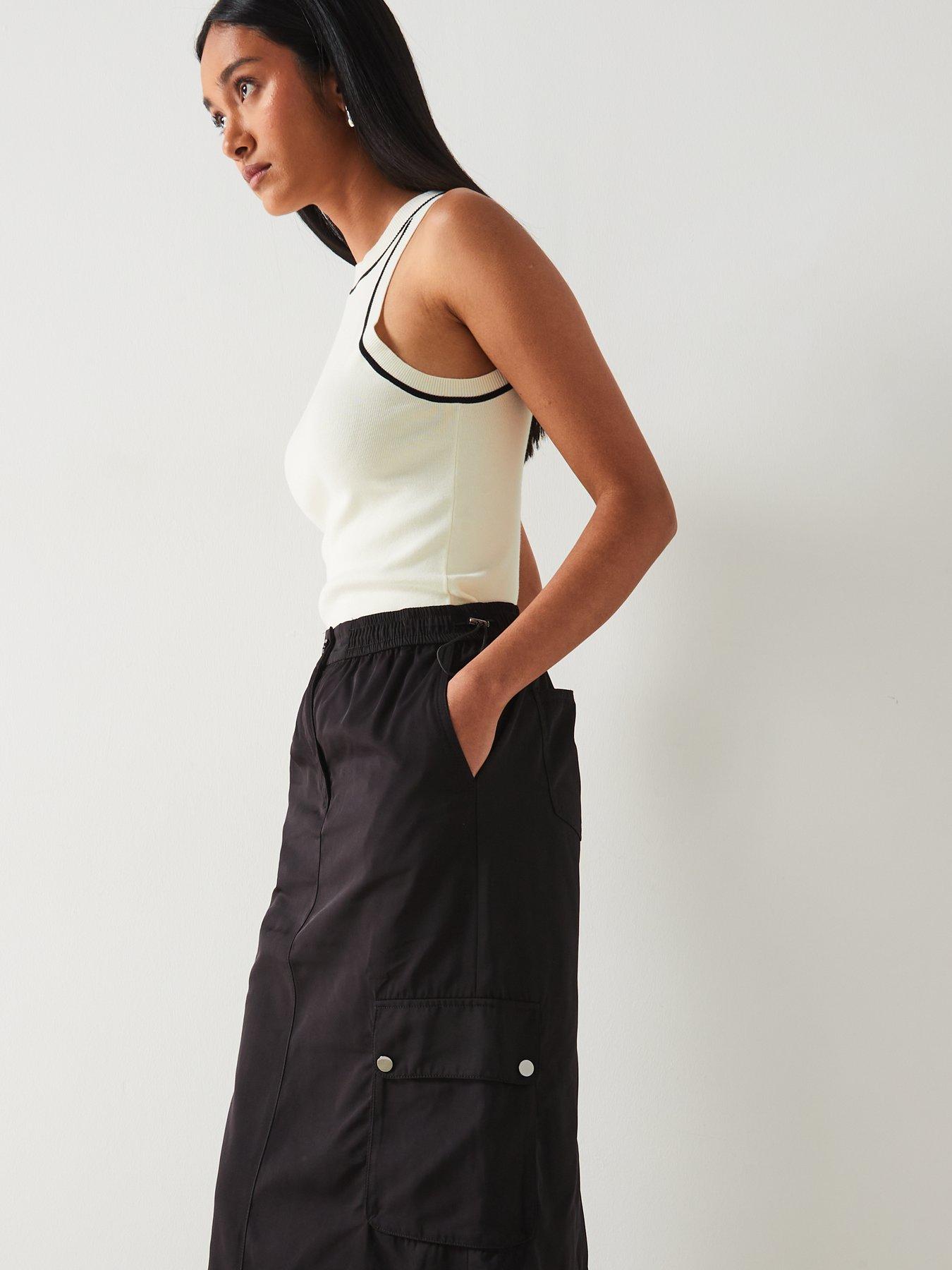 mango-cargo-skirt-blackdetail