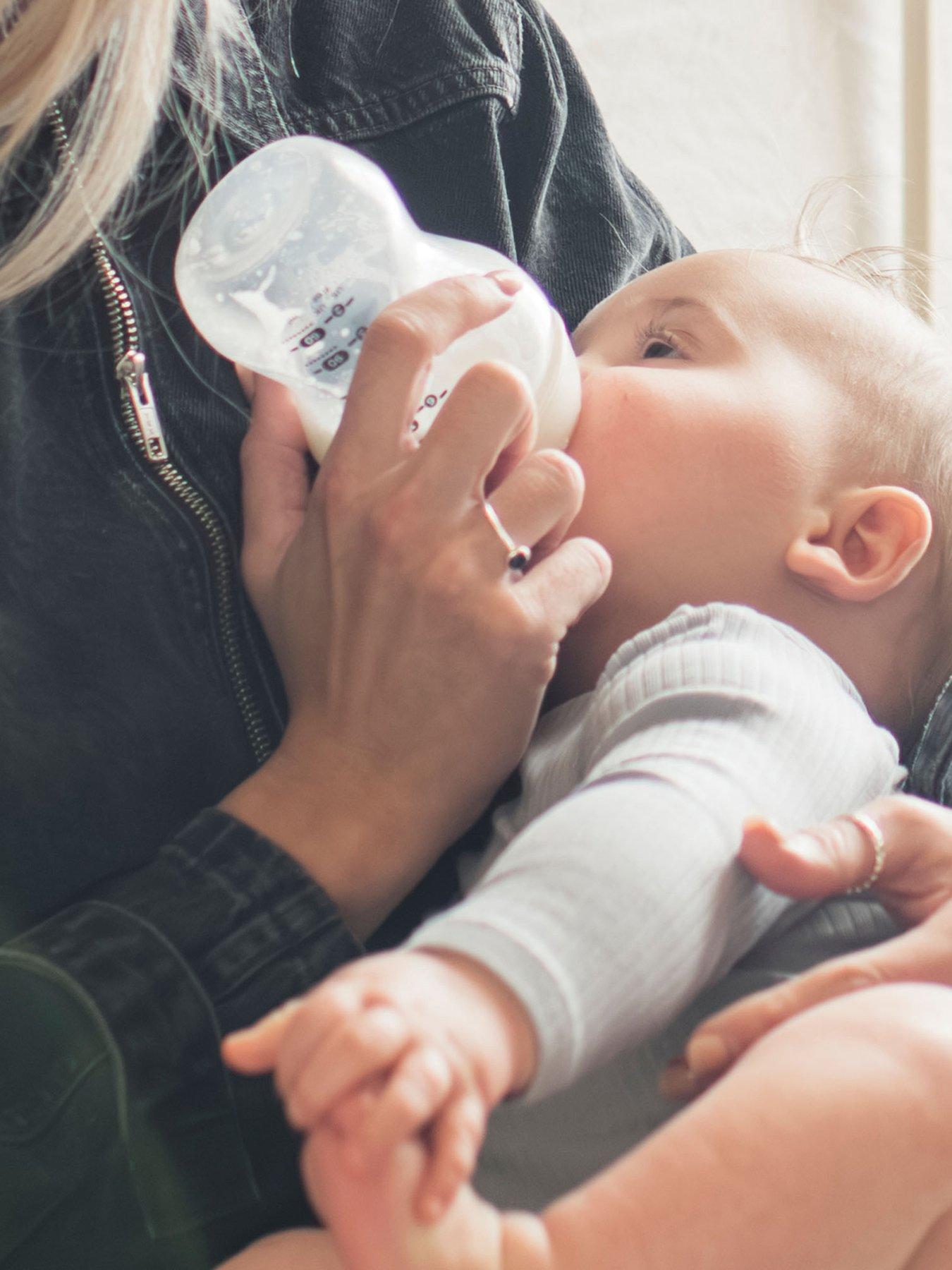 Image 4 of 8 of Tommee Tippee Natural Start 6 x 260ml Feeding Bottles