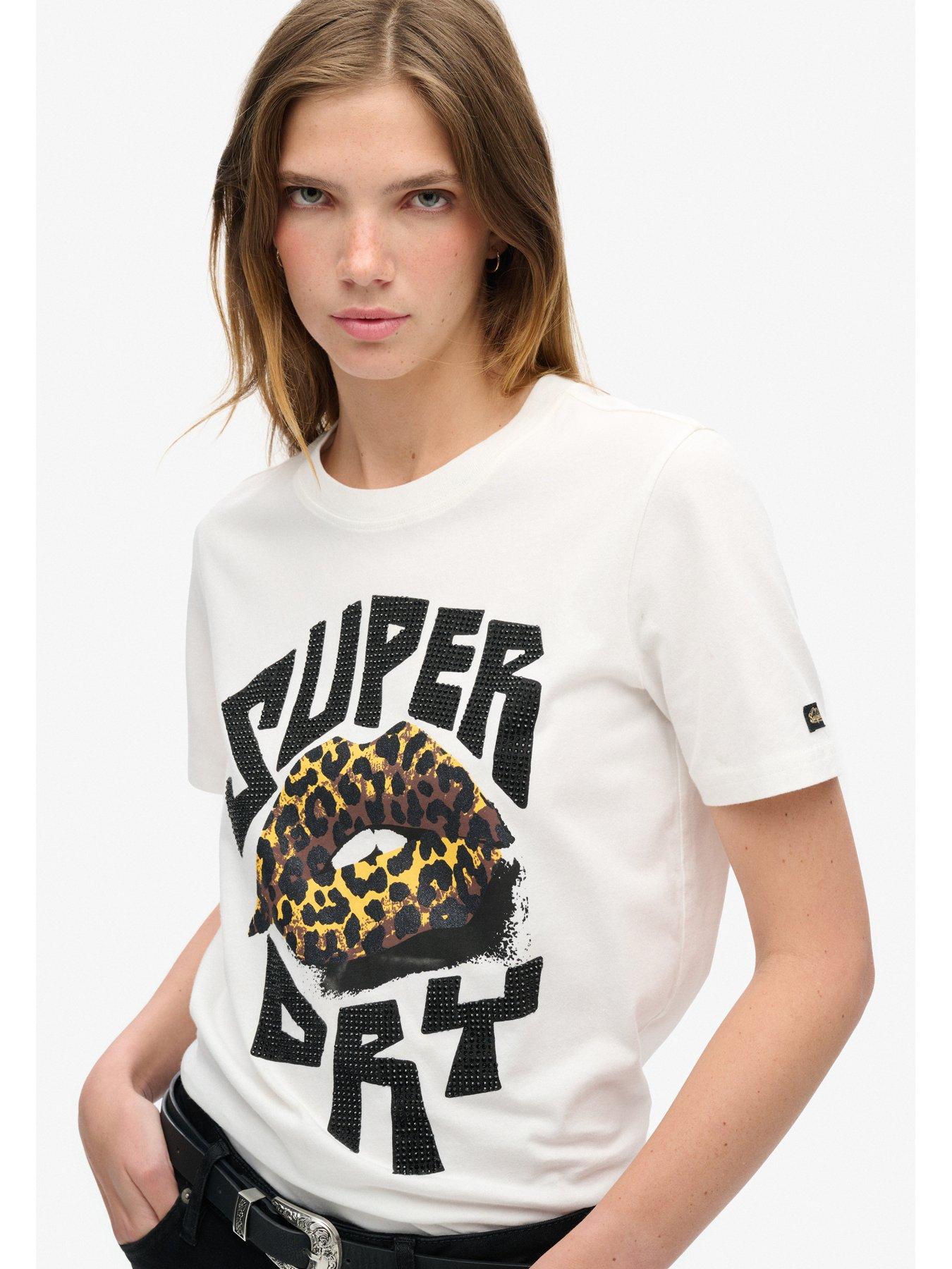 superdry-lo-fi-punk-poster-relaxed-t-shirt-creamoutfit