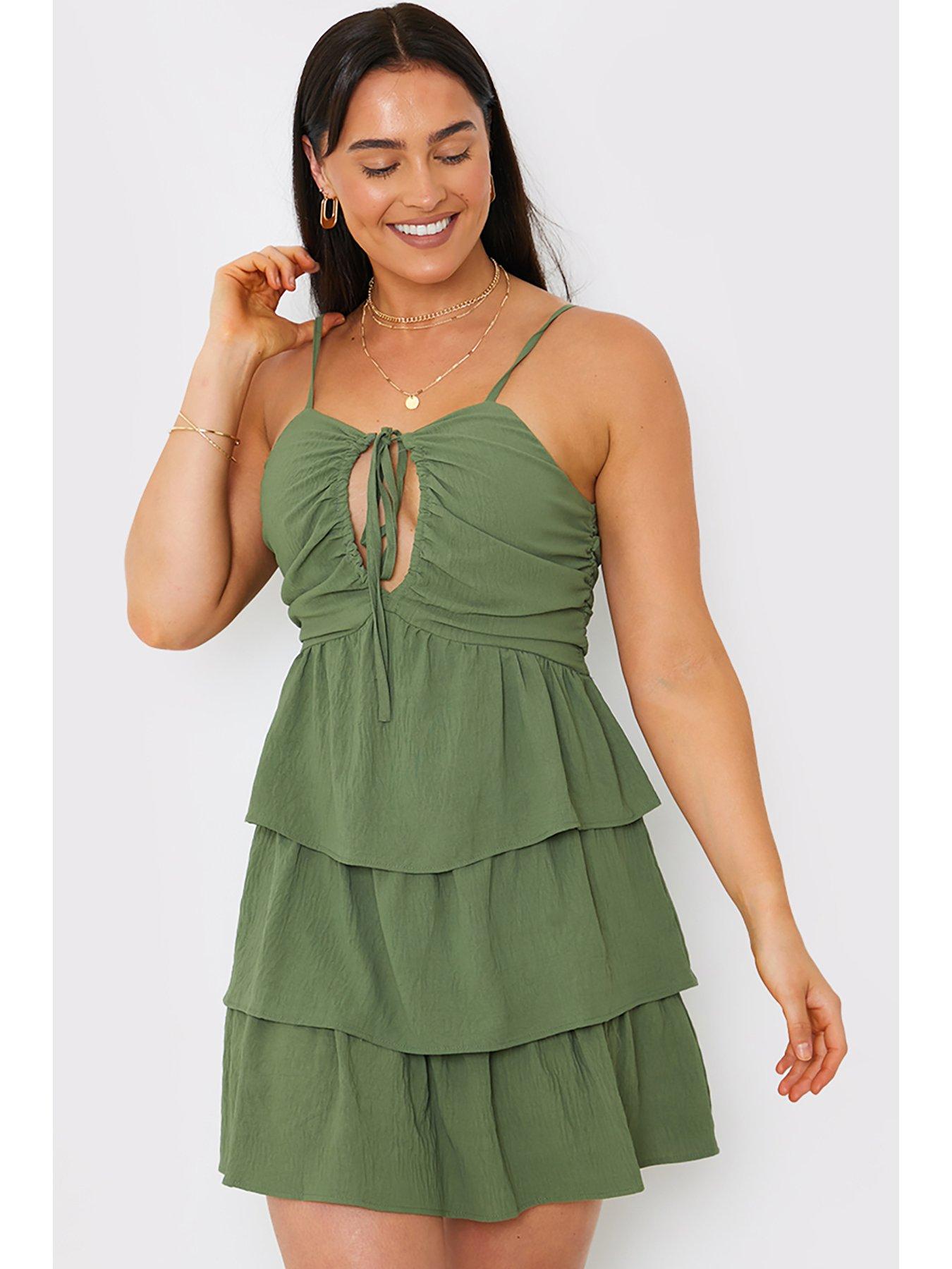 in-the-style-jac-jossa-green-ruched-bust-tiered-mini-dressoutfit